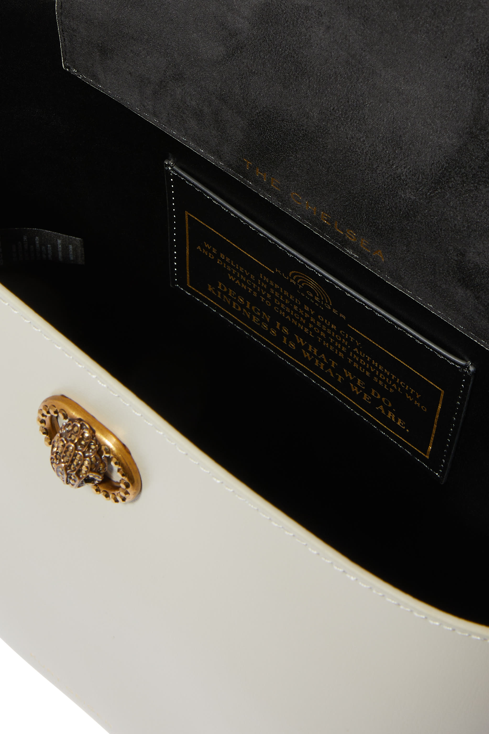 حقيبة باكيت درنش تشيلسي صغيرة