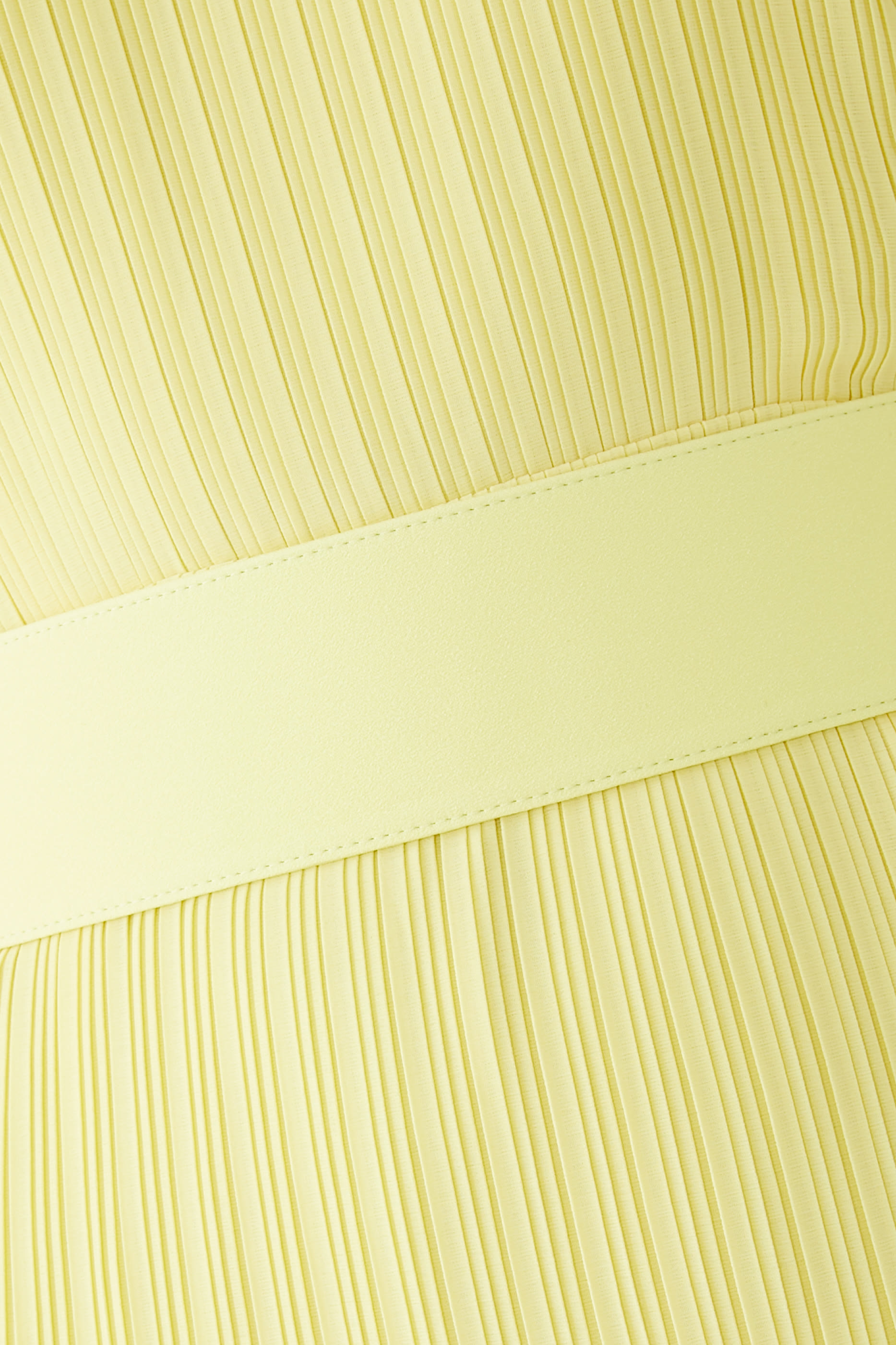 فستان ميرابل طويل بطيات