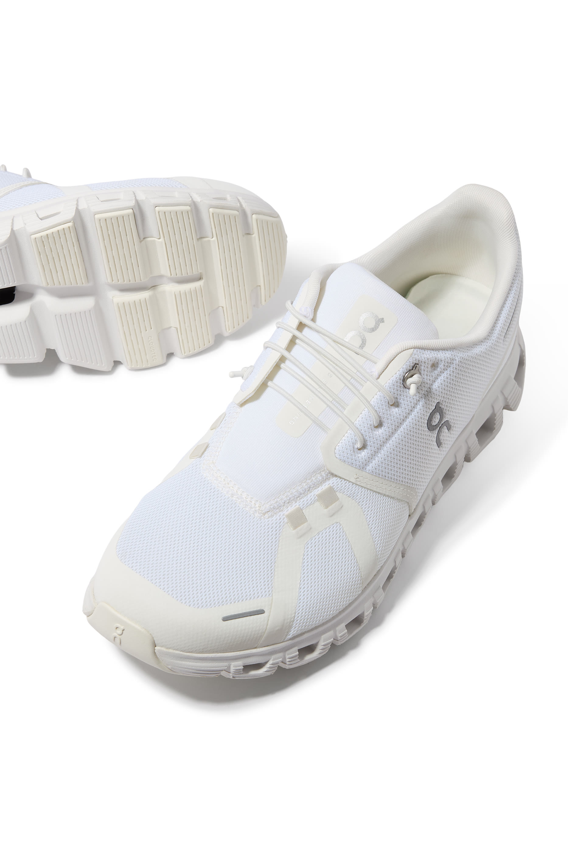 سنيكرز كلاود 6