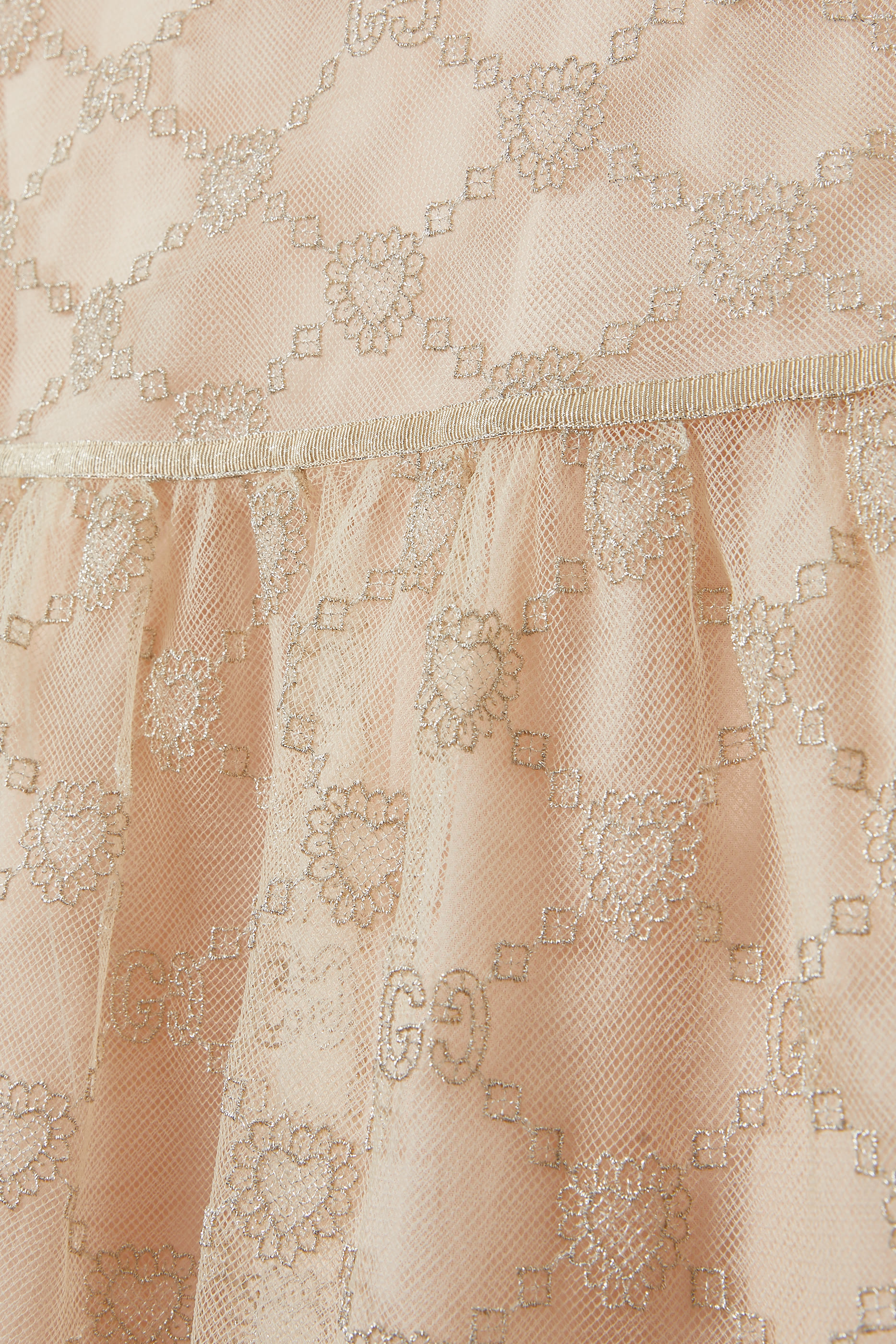 فستان مطرز تول للأطفال 