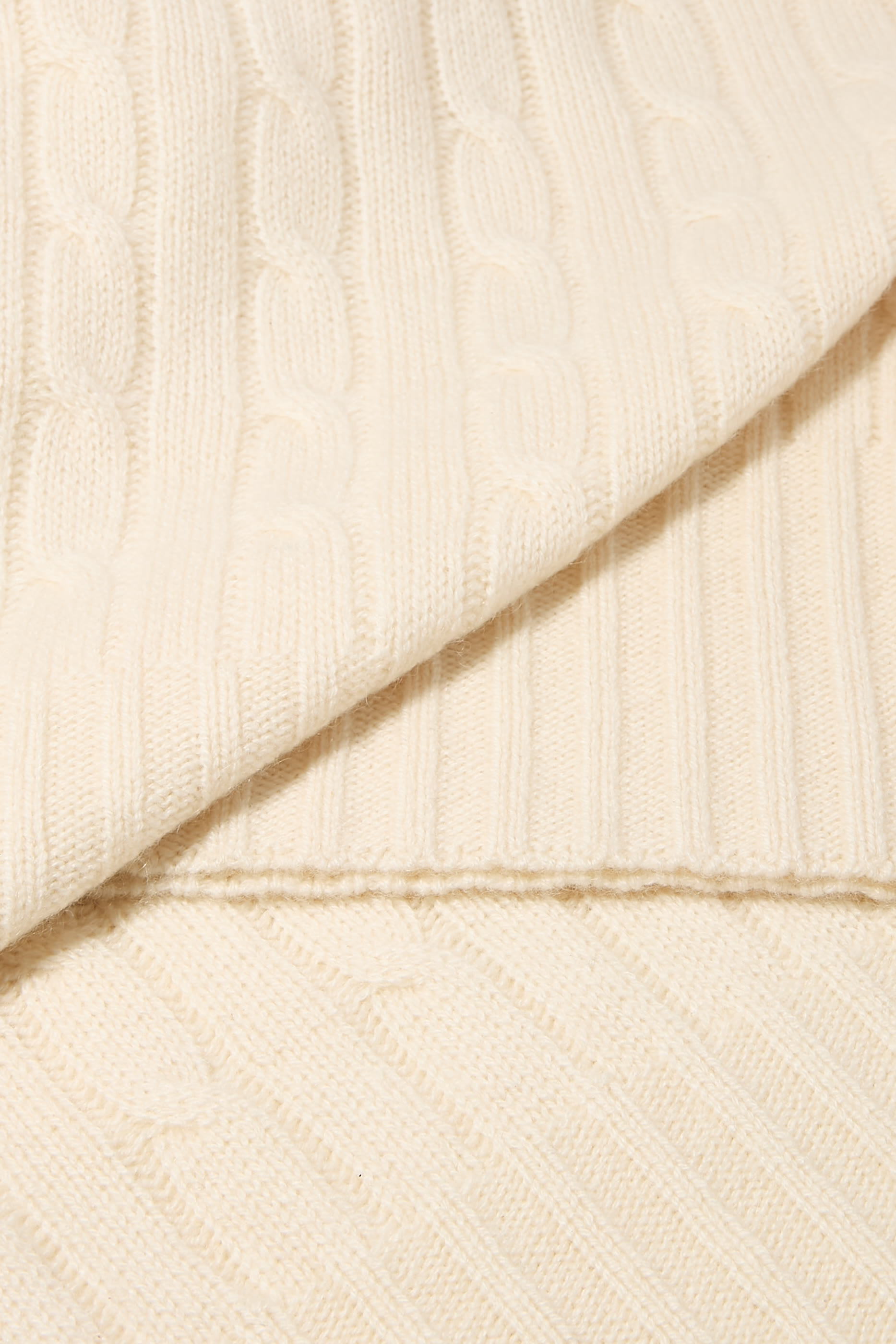 وسادة بغرزة الضفيرة كشمير