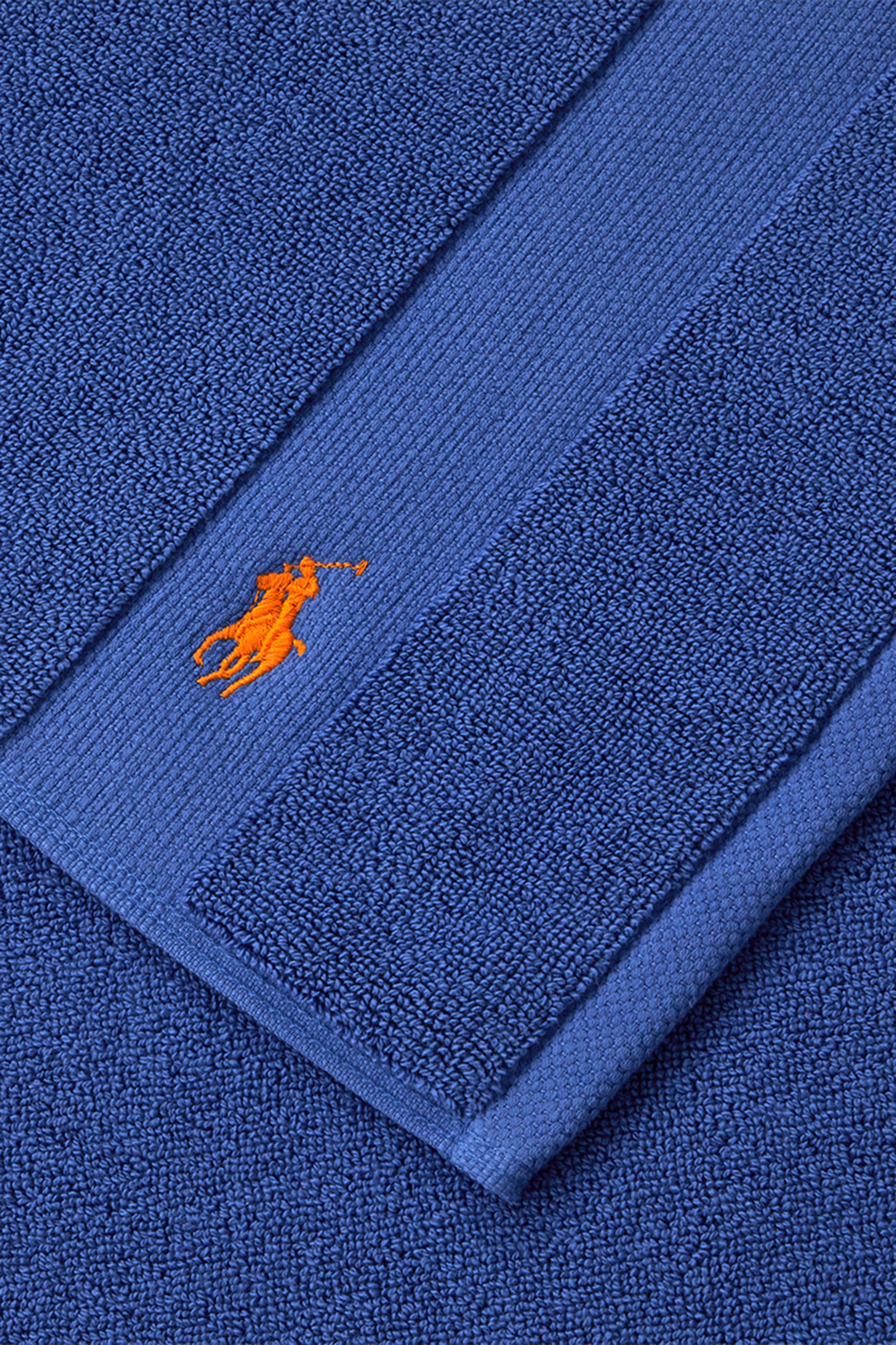 دواسة حمام بشعار الماركة