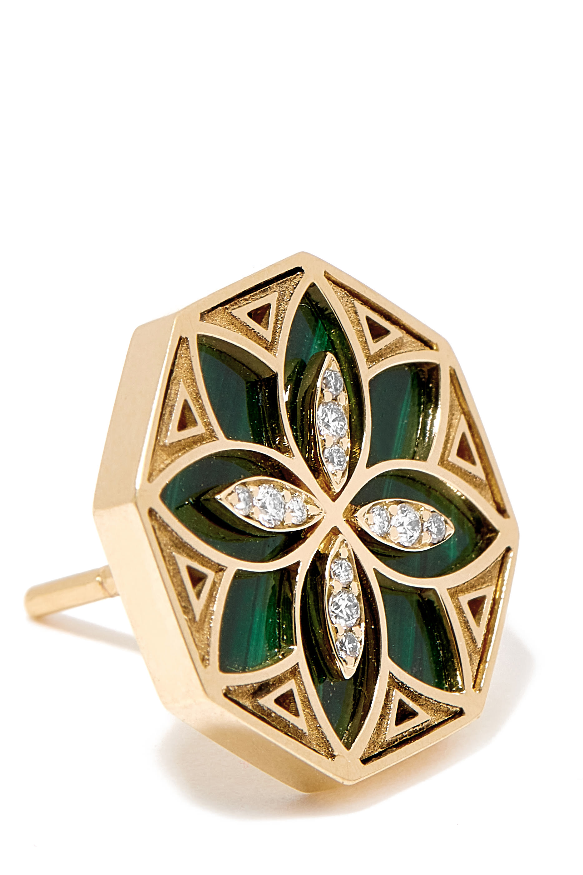 أقراط ورد تراث بنقشة زهرة مرصعة بالماس، ذهب أصفر عيار 18