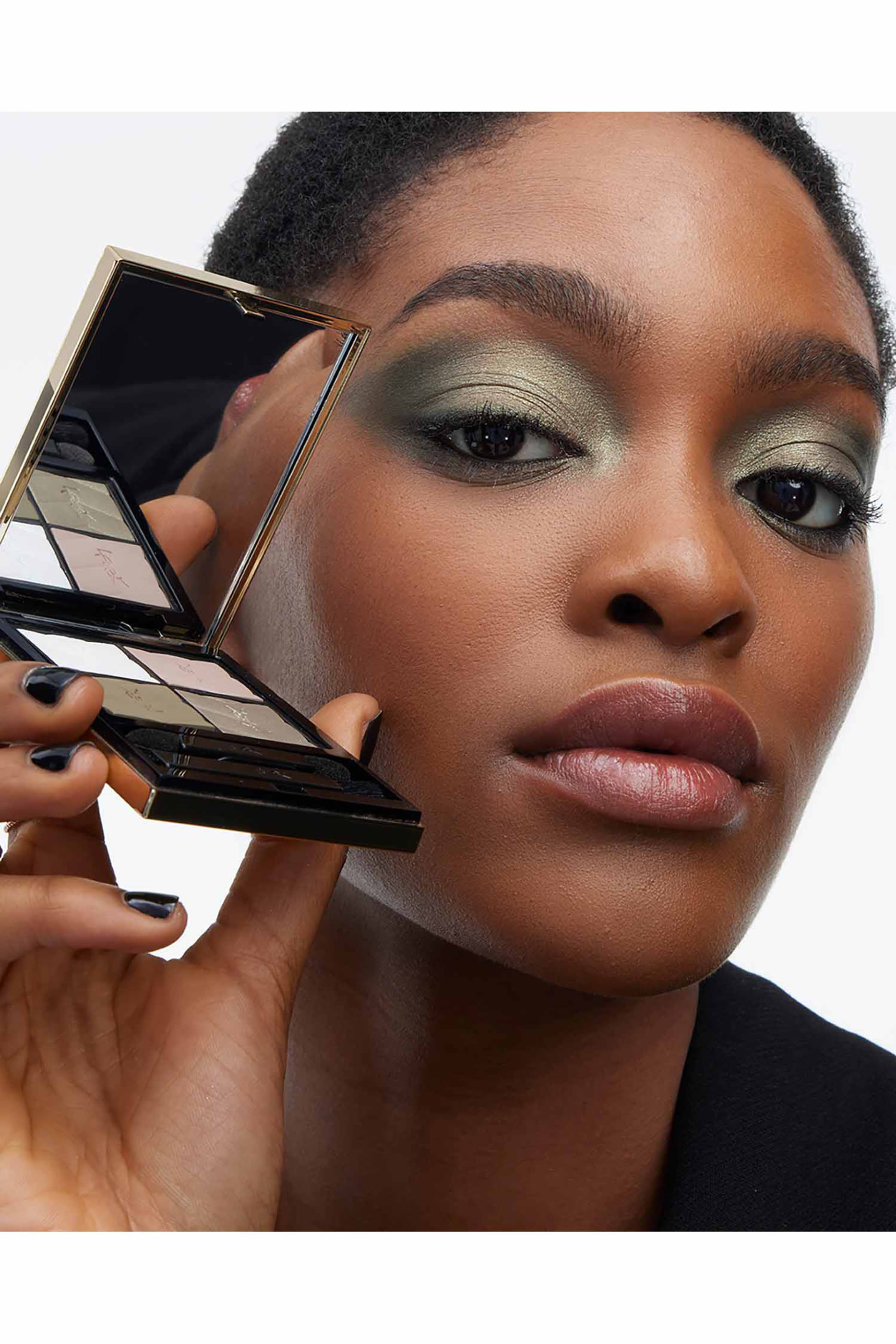 لوحة ظلال عيون كوتور ميني كلاتش بأربعة ألوان