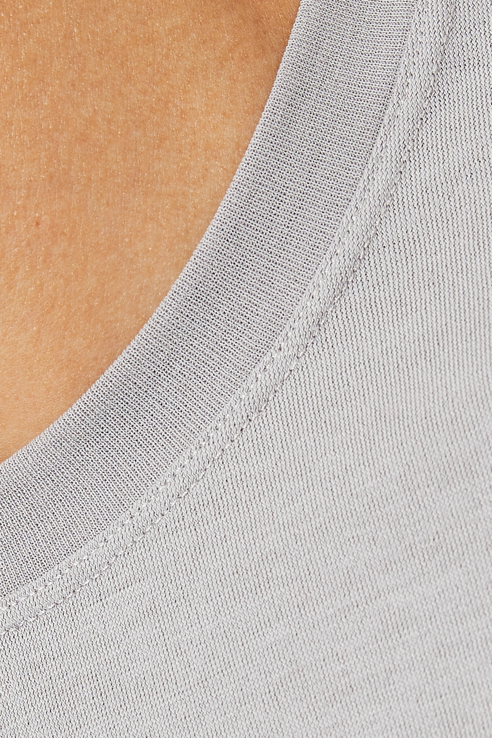 تيشيرت مايكرو قطن