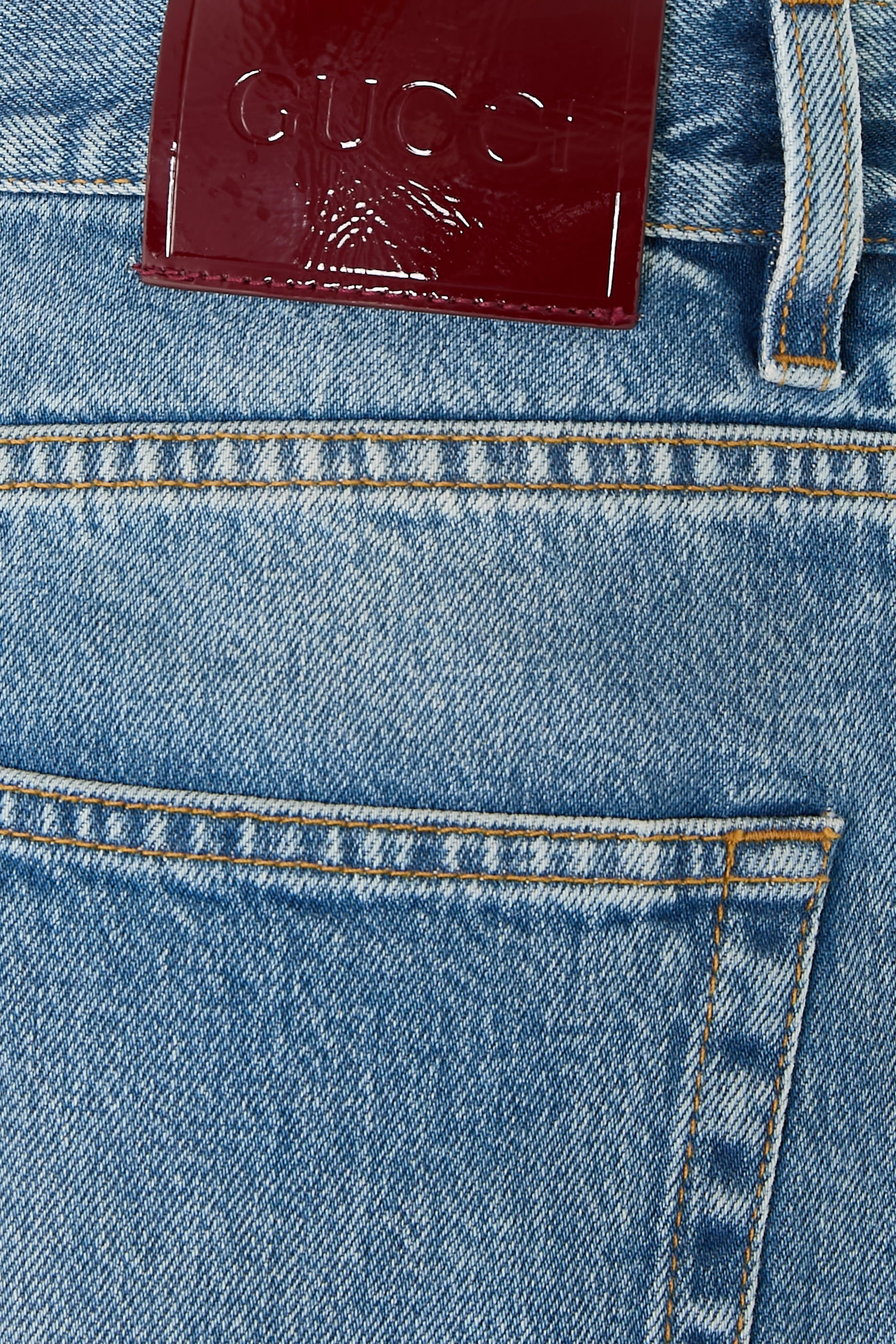 شورت دنيم بلون باهت