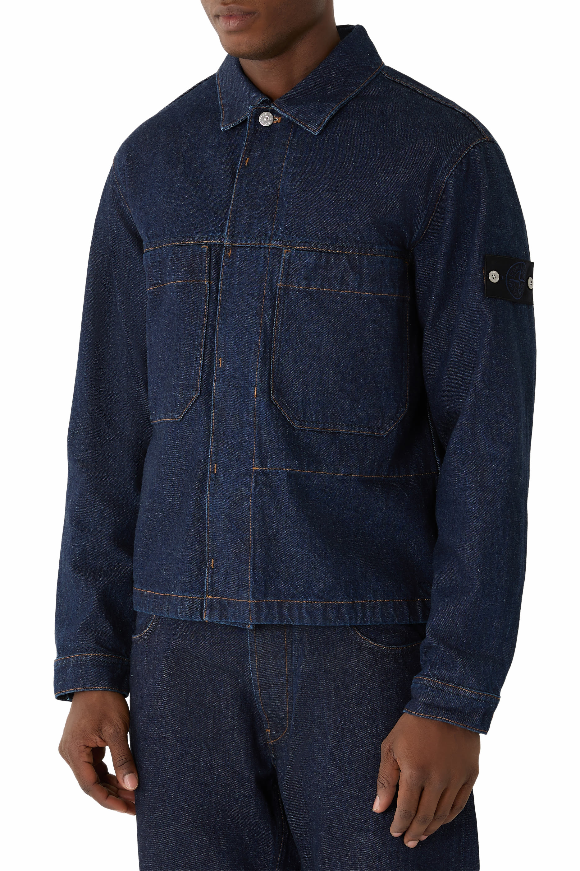 جاكيت بصف أزرار بتصميم مبطن