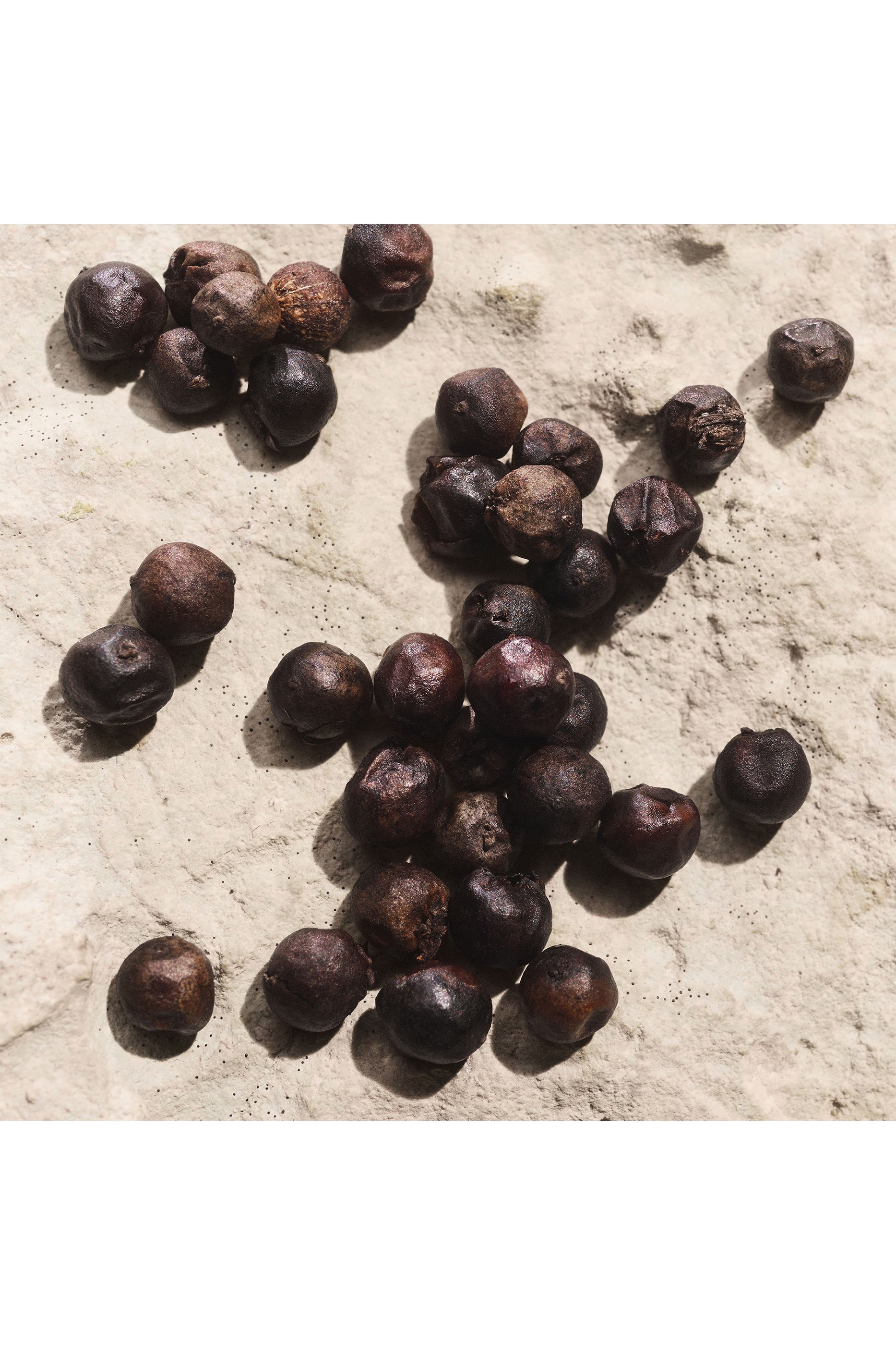 أو دو بارفان لايت بلو كابري إن لوف للرجال