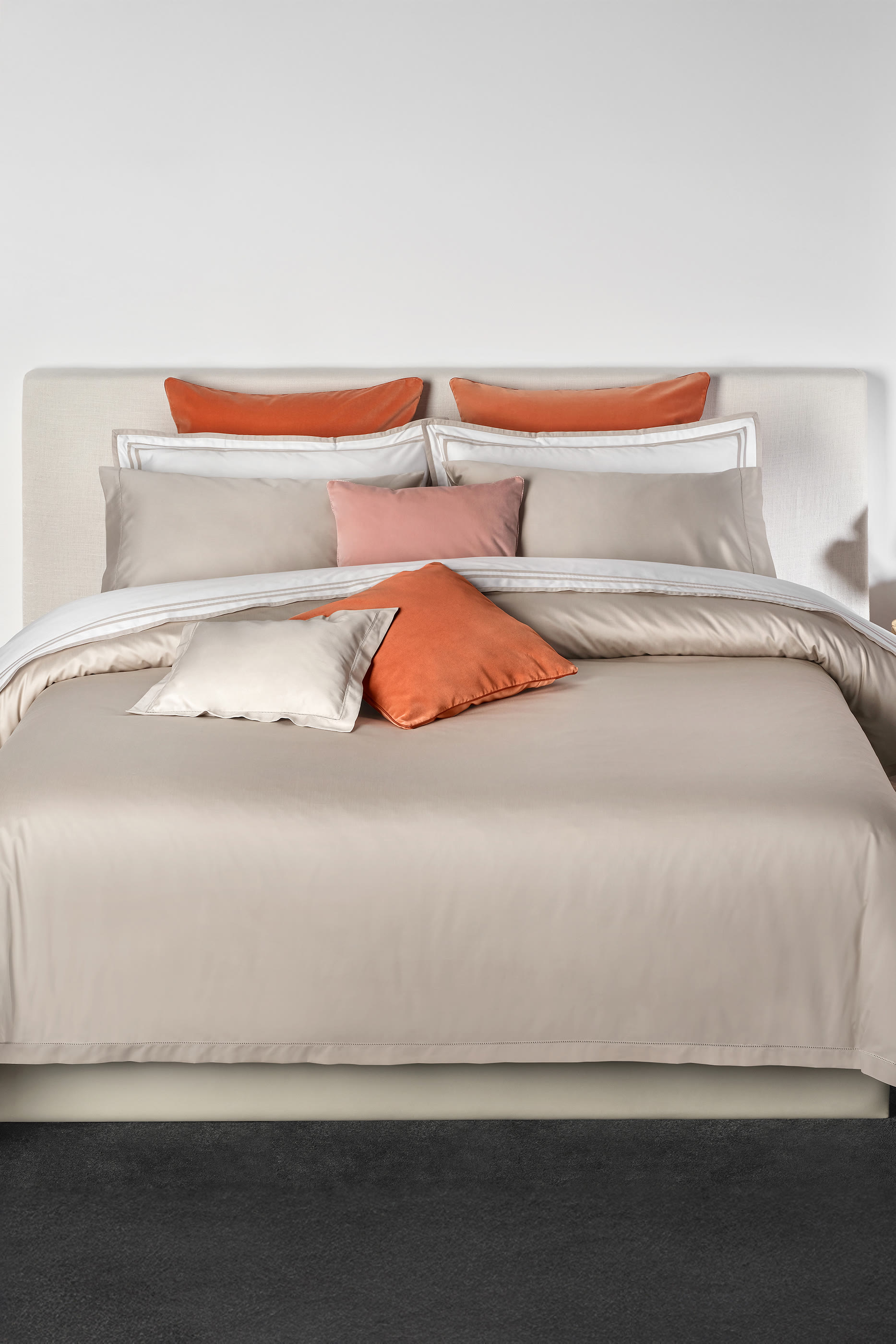 غطاء وسادة سواف