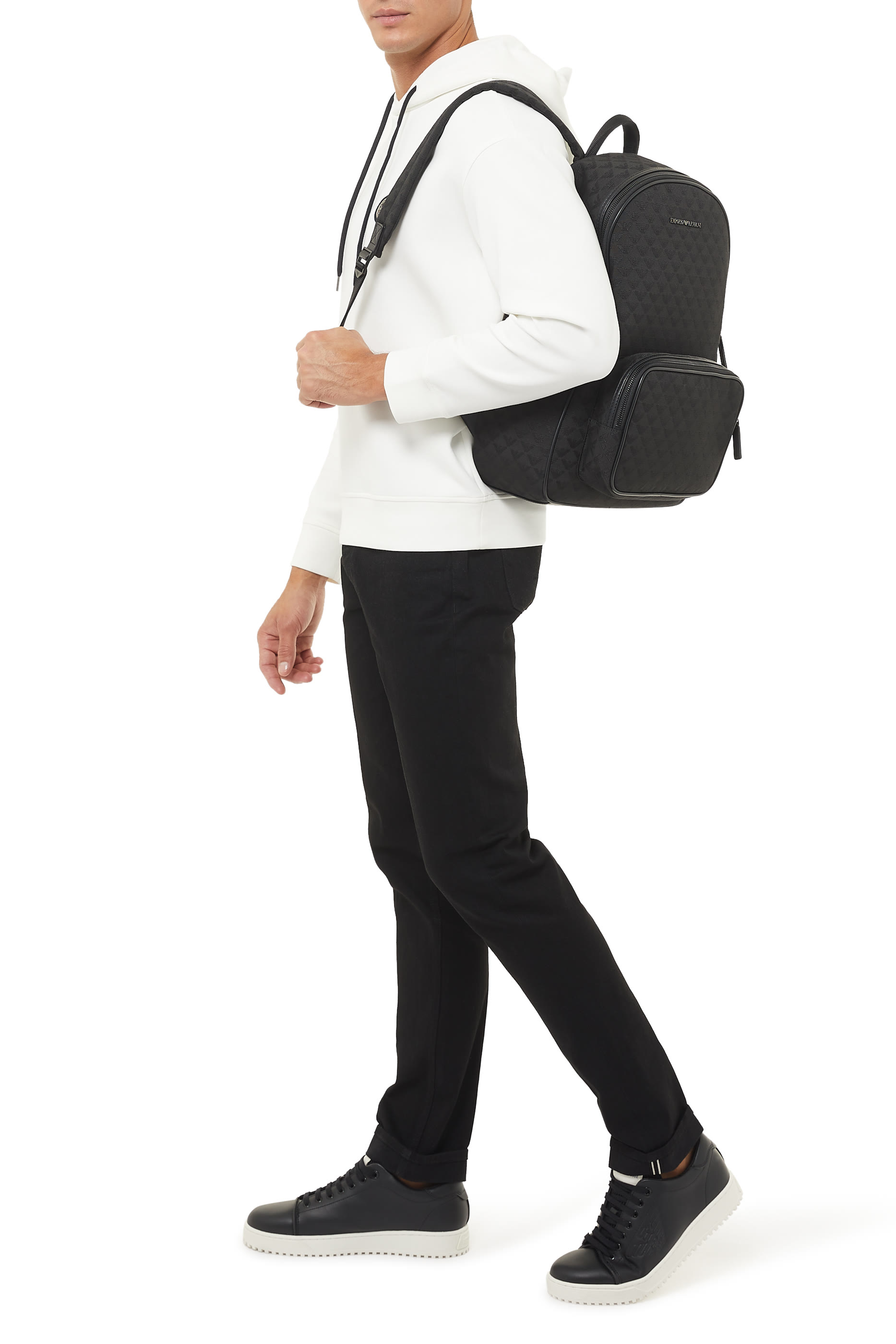 حقيبة ظهر بطبعة شعار الماركة بالكامل