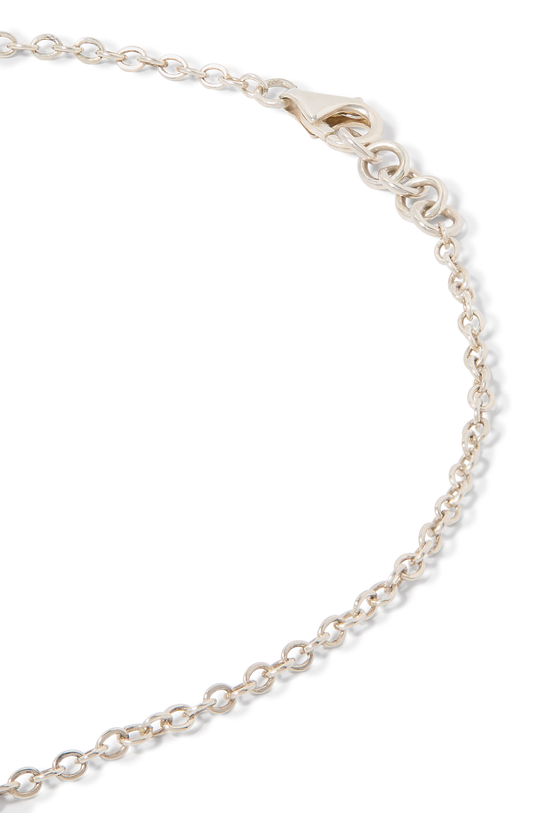 قلادة داينتي بخط عربي