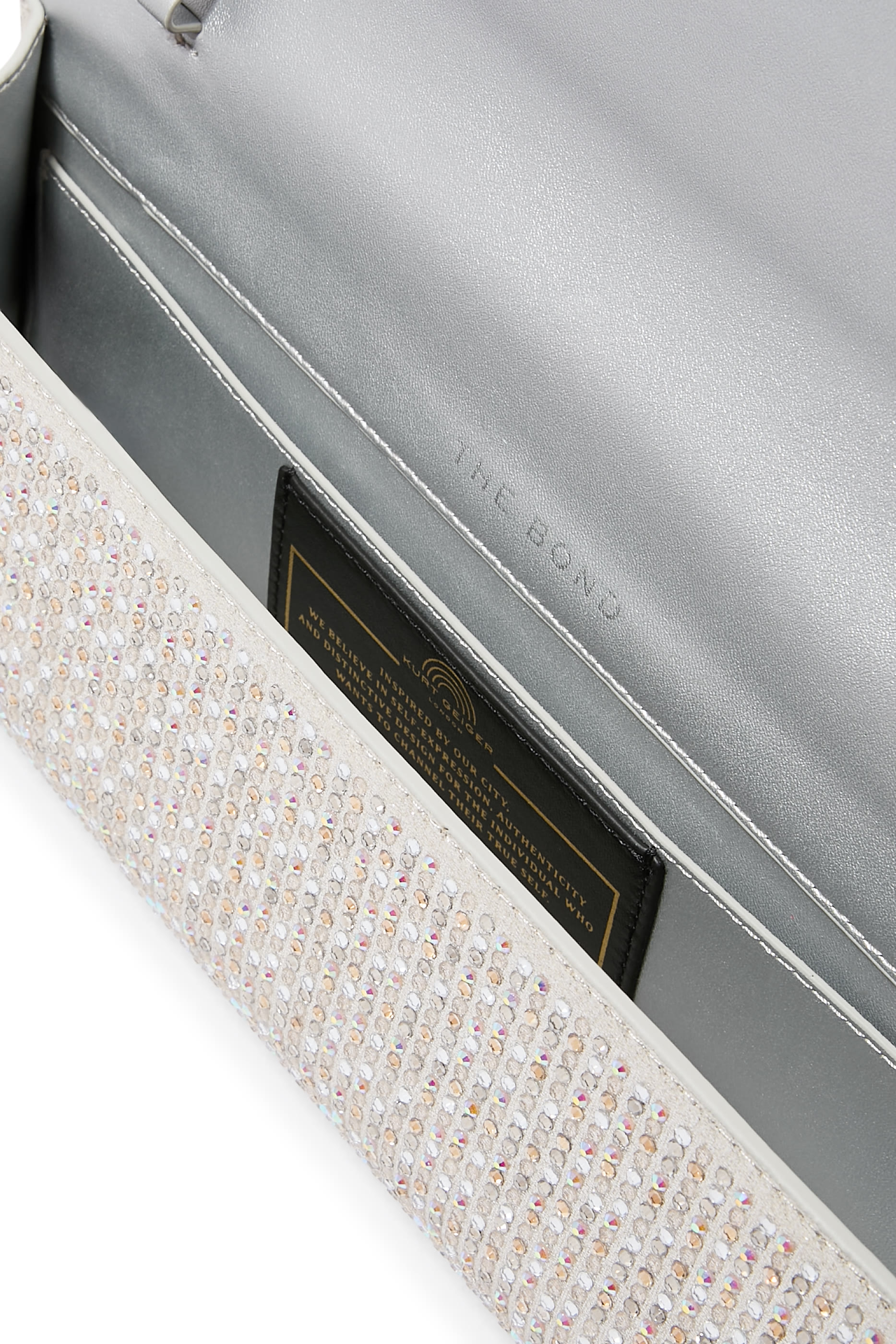 حقيبة بوند بتصميم مستطيل بيد علوية