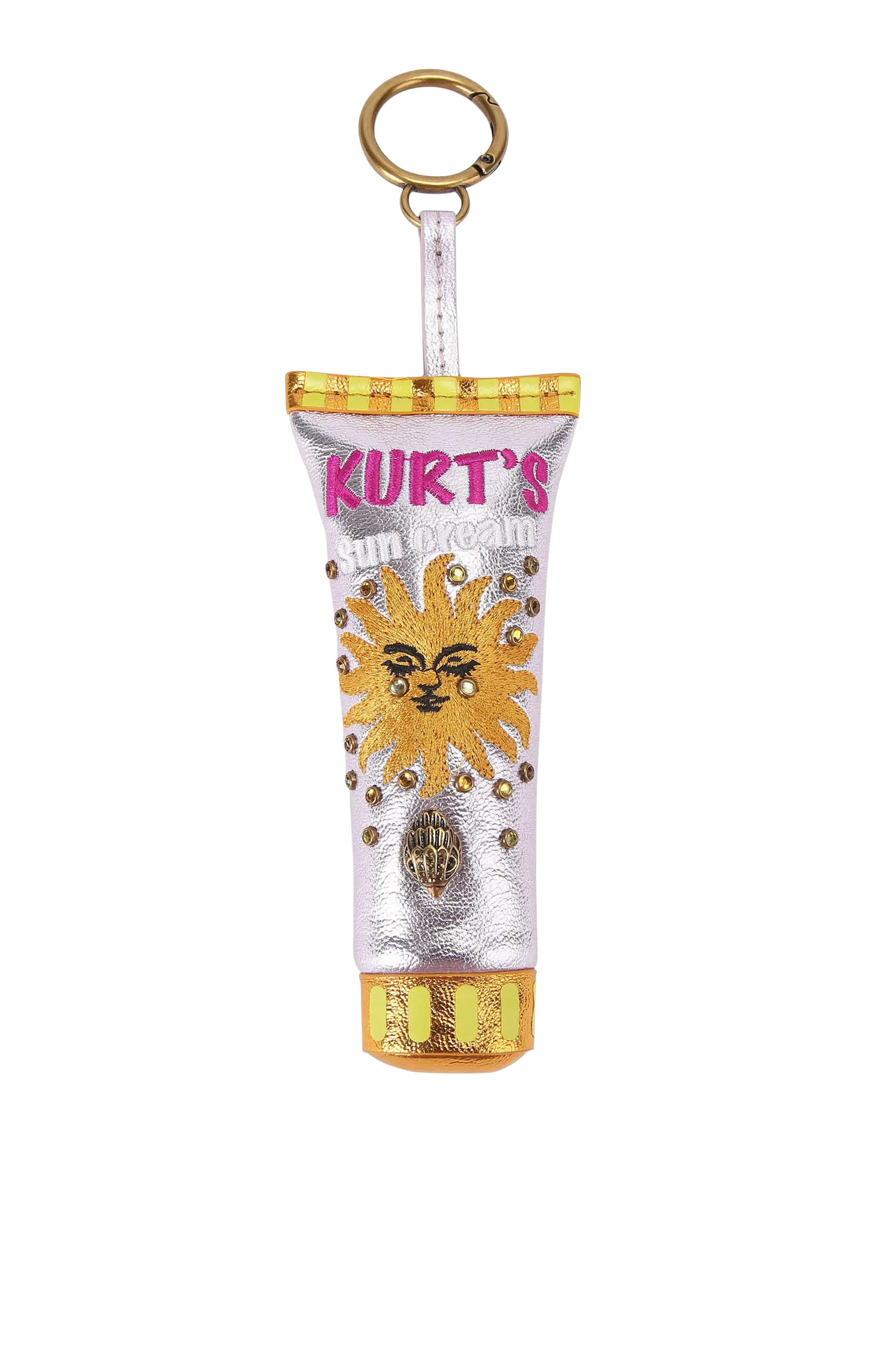 حلية بتصميم واقي شمس