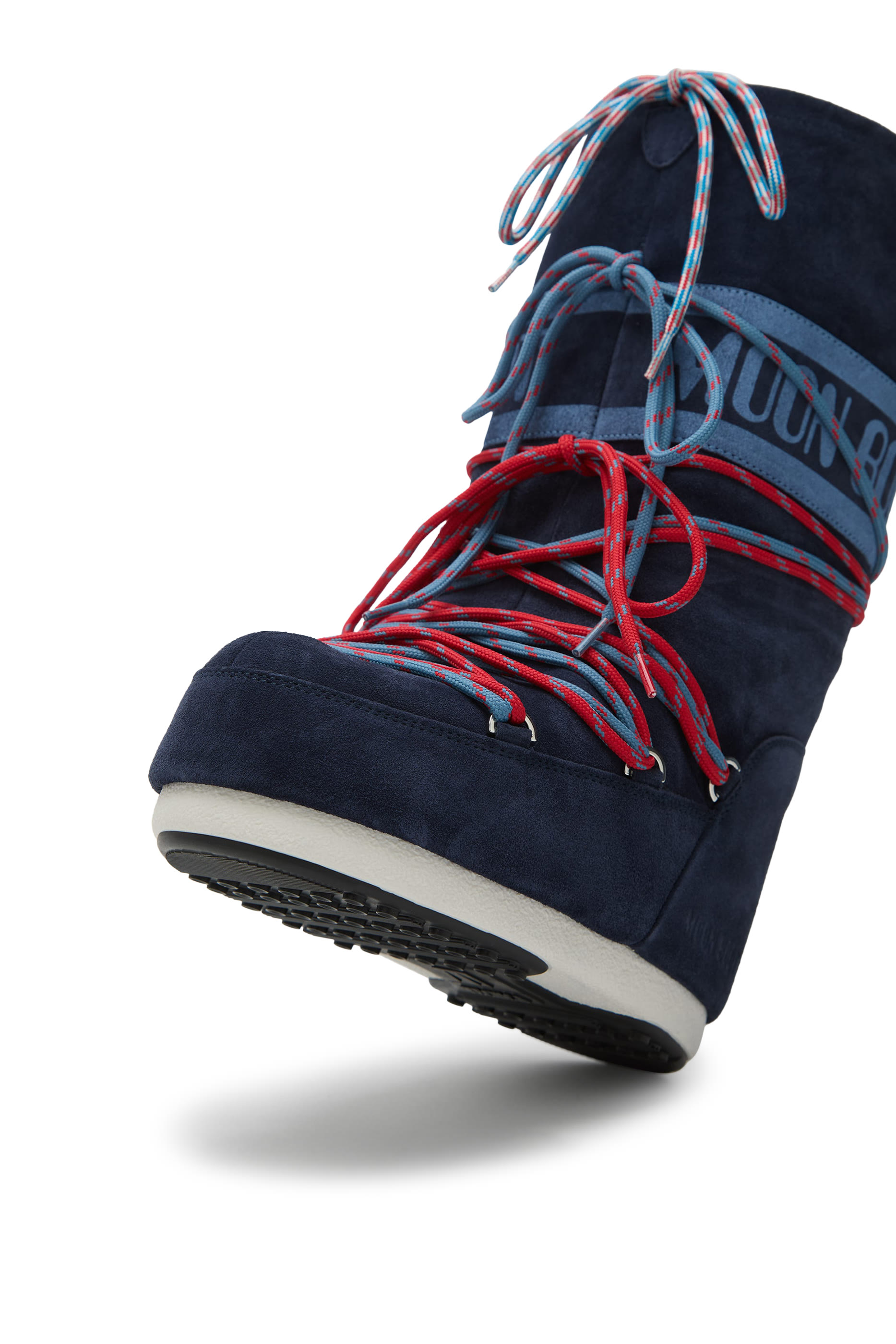 بوت شمواه بشعار الماركة