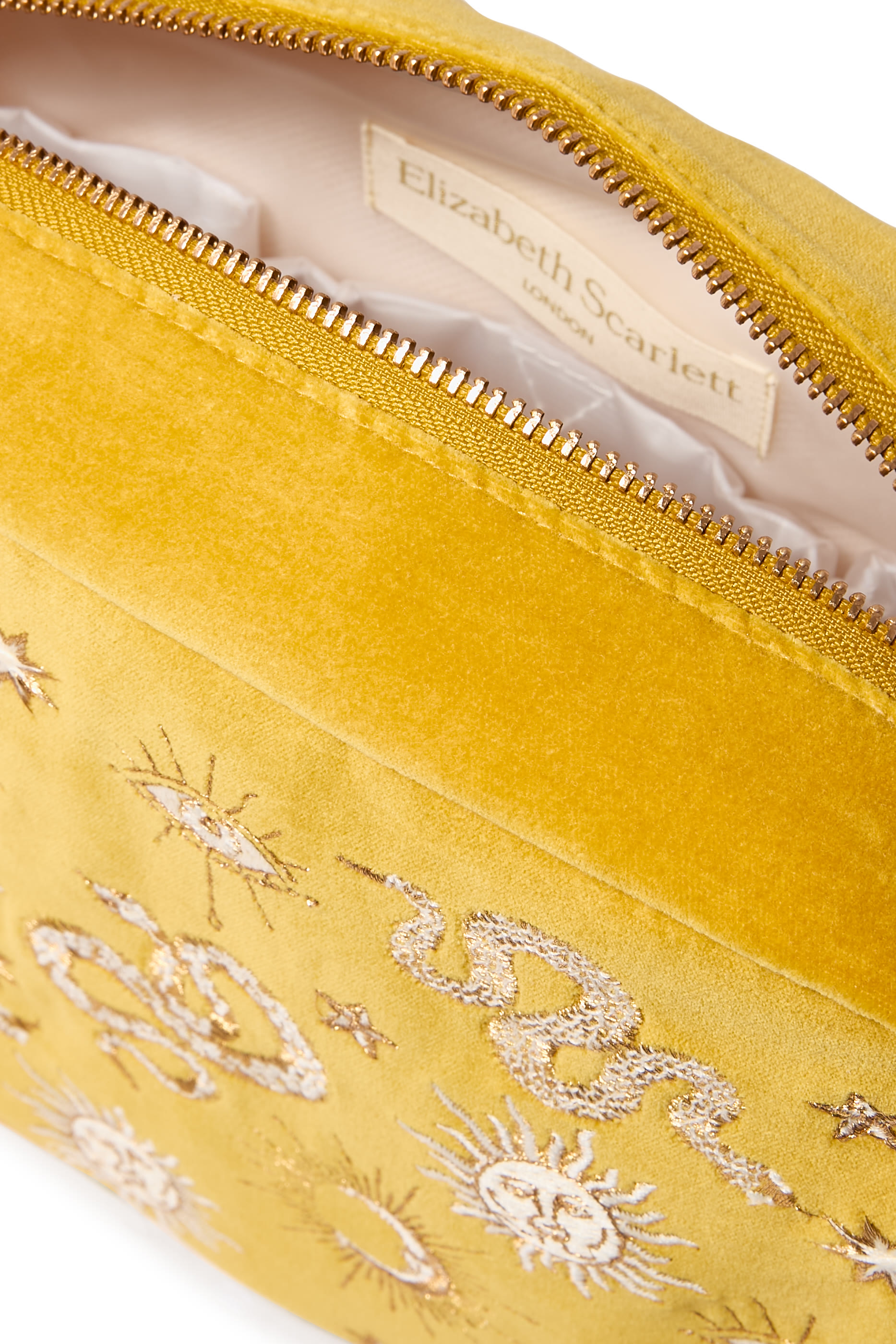 حقيبة مستحضرات عناية ألكيمي