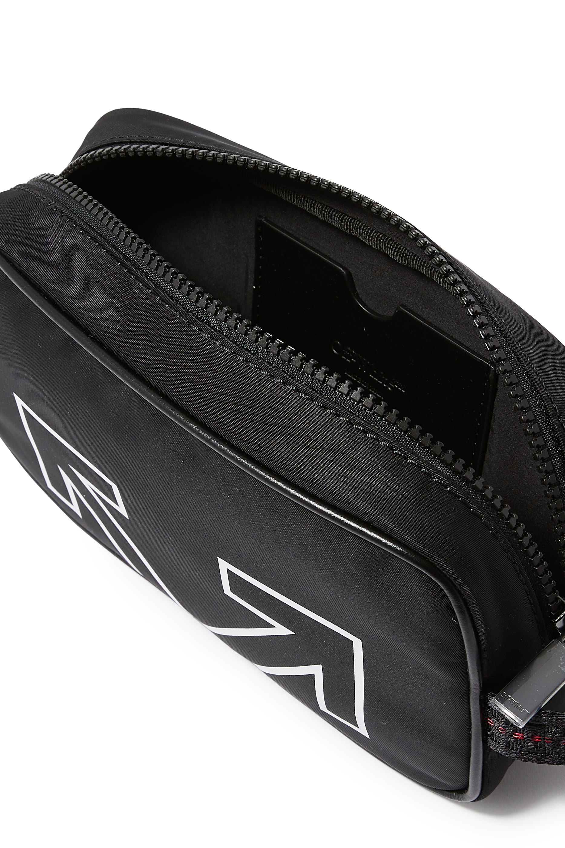 حقيبة مستحضرات العناية الشخصية بشعار الماركة