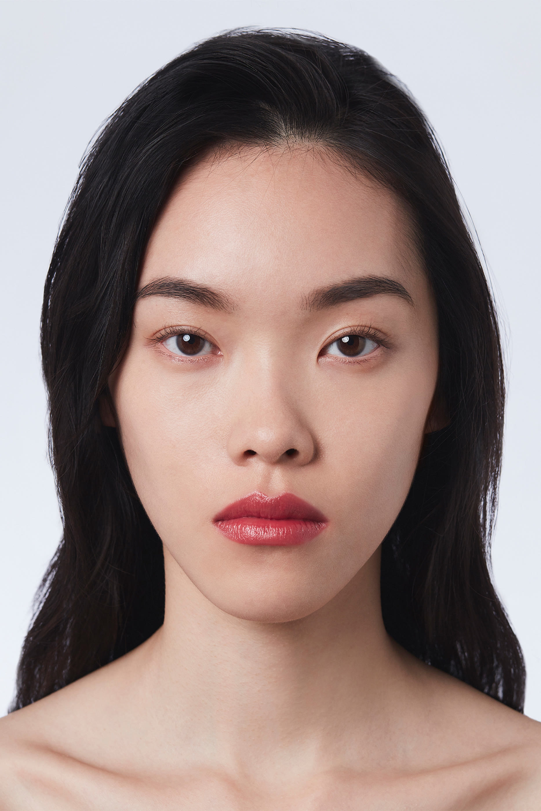 أحمر شفاه روج آليفر فوال شفاف