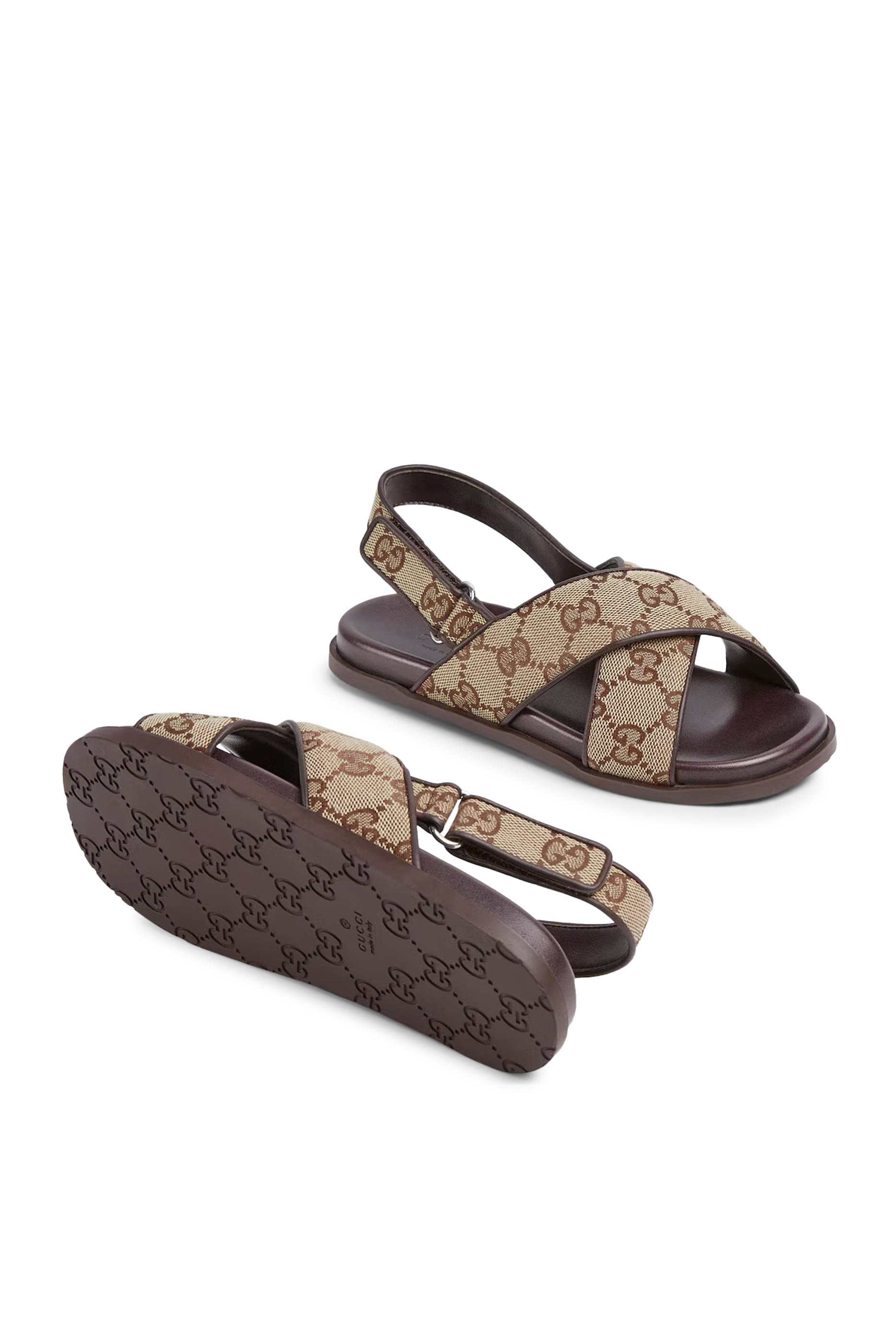 صندل بشعار الماركة للأطفال