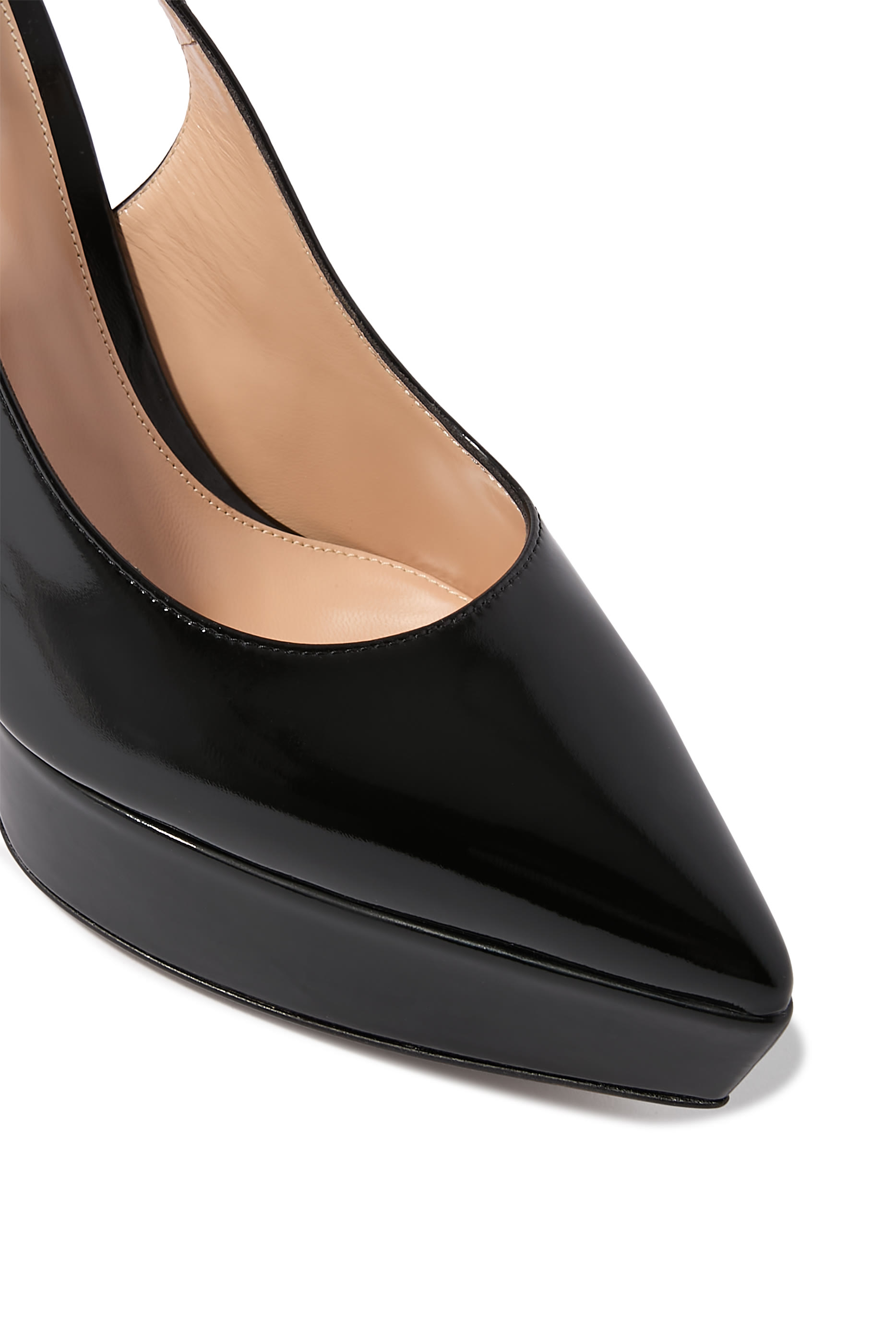 حذاء كلاسيكي داشا 85 بسير خلفي