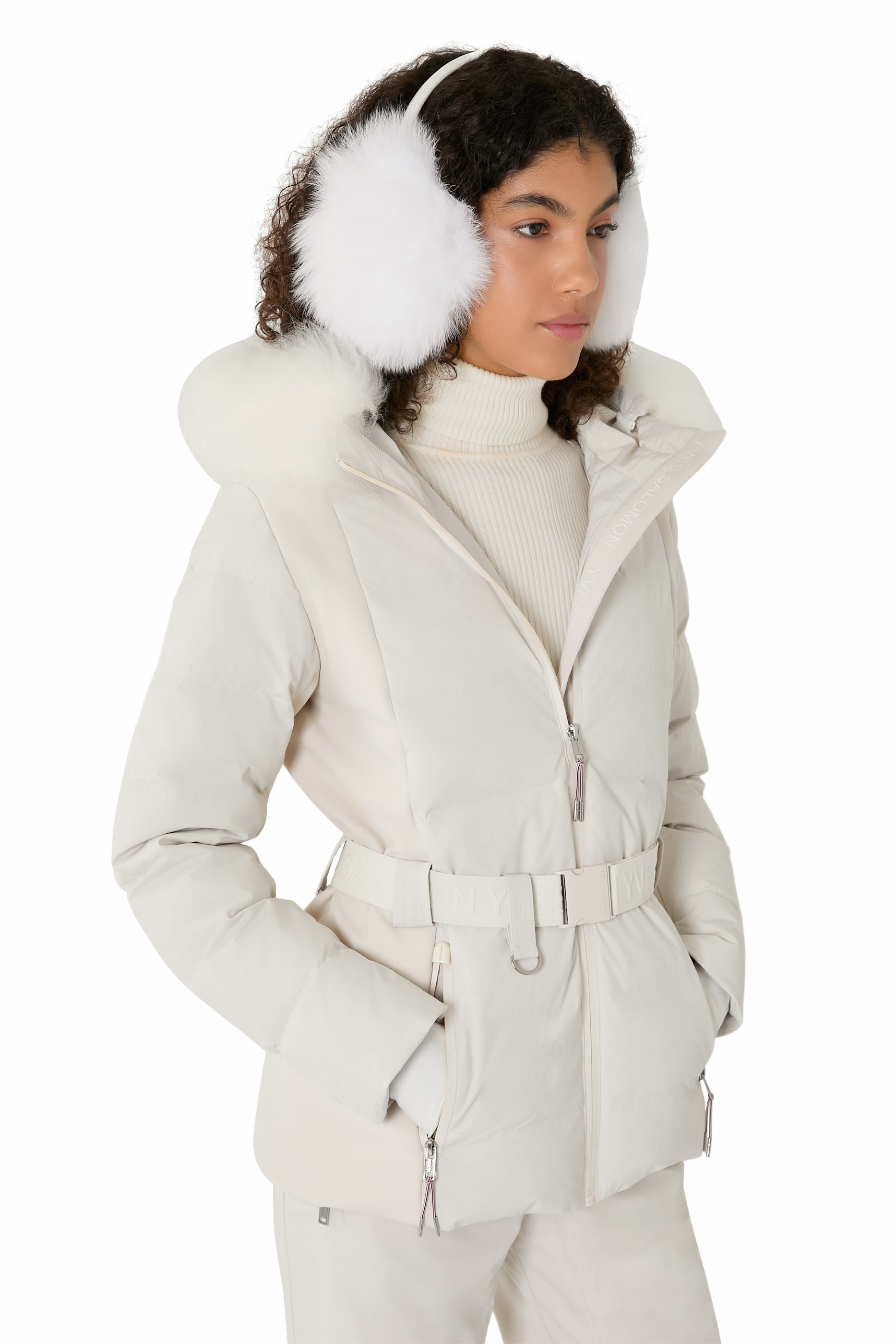 غطاء للأذنين فرو المنك