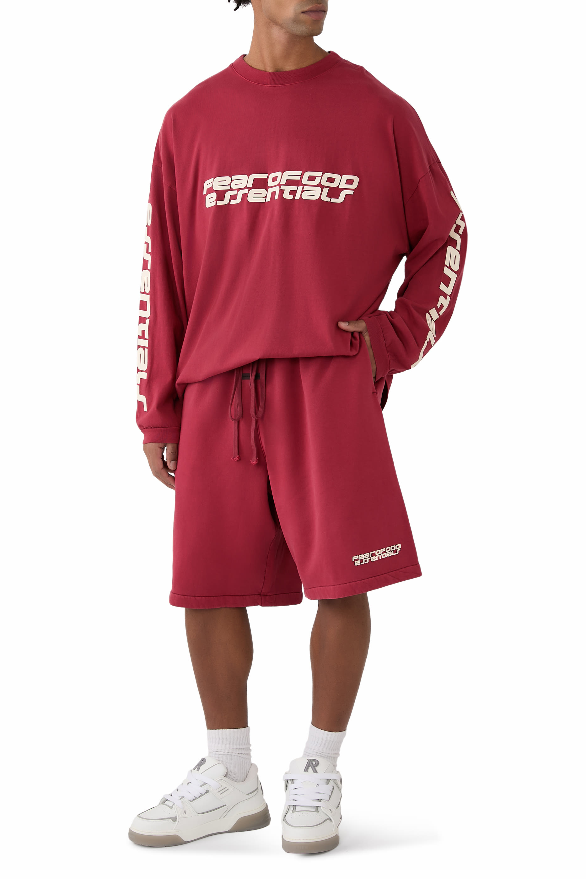 شورت رياضي بقصة مريحة