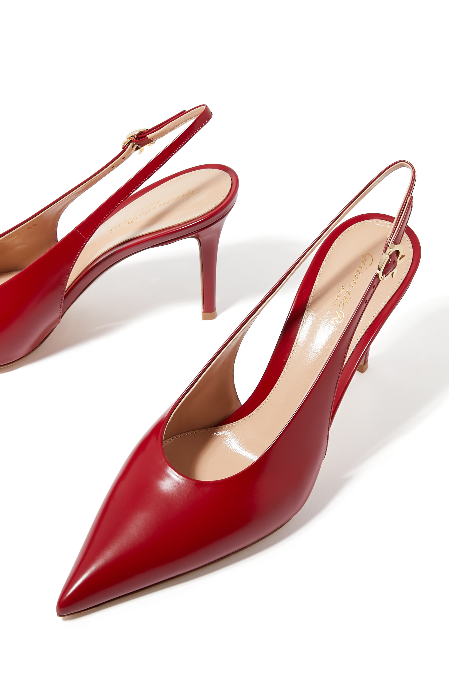 حذاء روبي 85 مفتوح من الخلف بسير خلفي