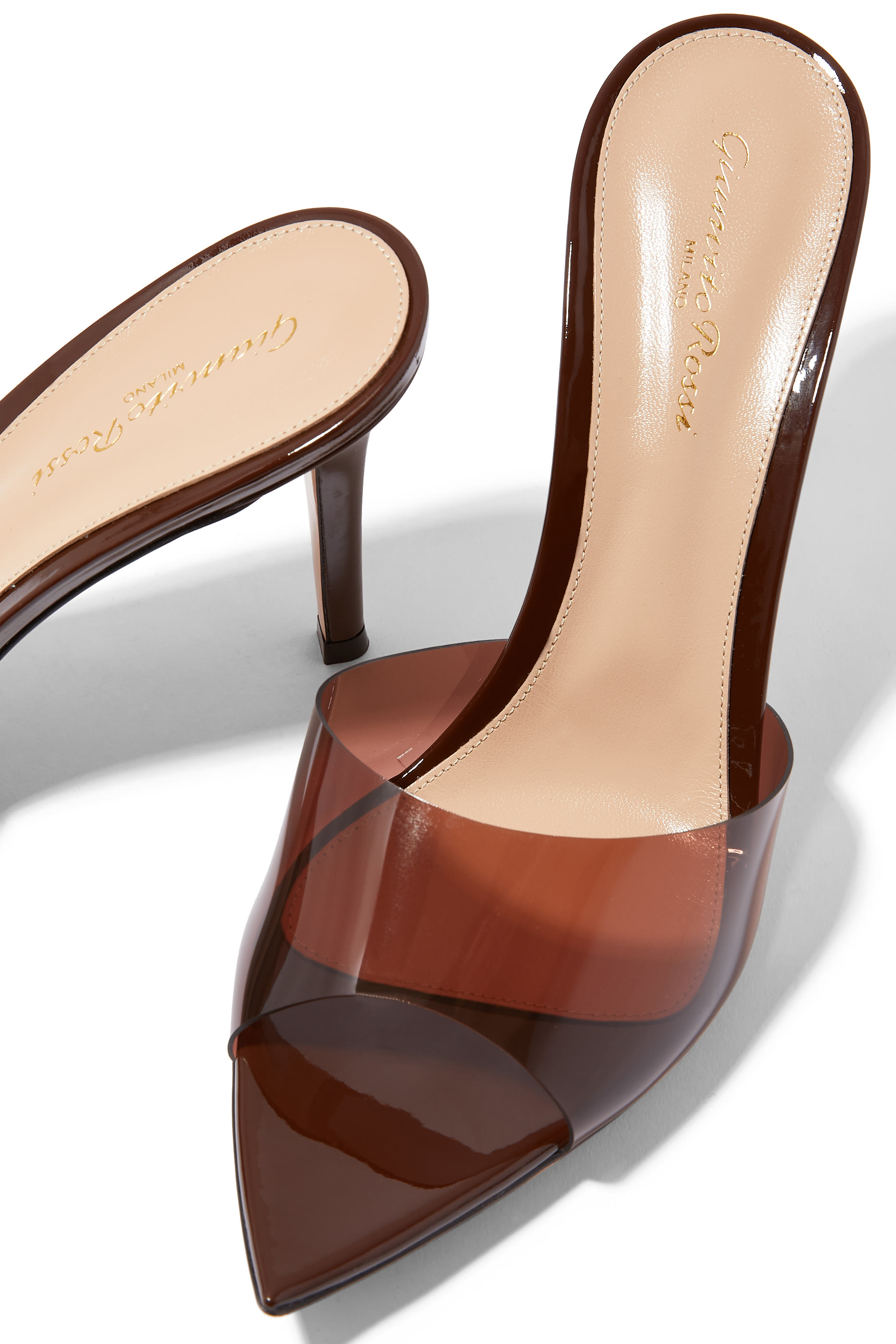 حذاء مفتوح إيل 85 جلد وأجزاء شفافة