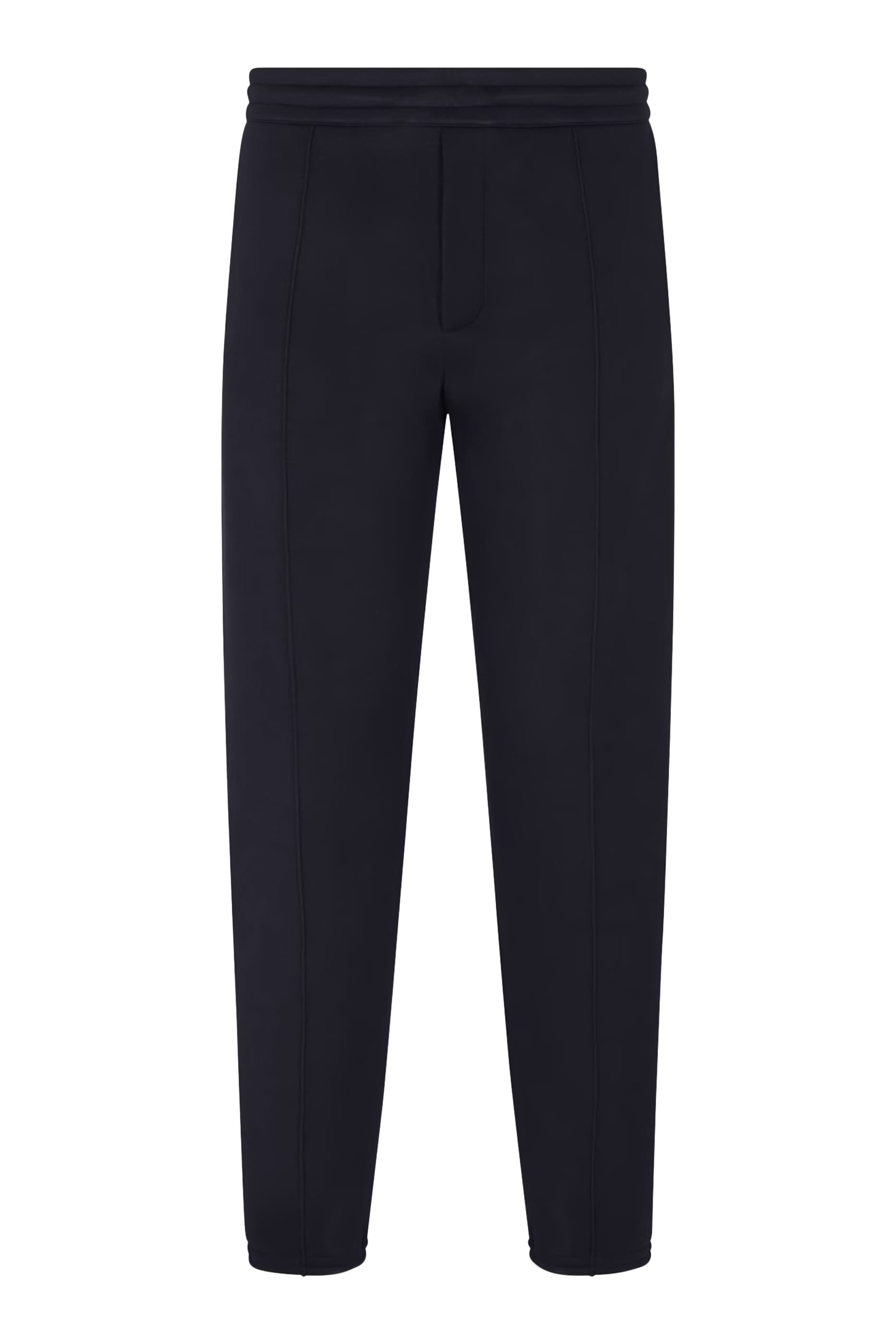 بنطال رياضي جيرسيه مزدوج ضمن التشكيلة الأساسية للسفر