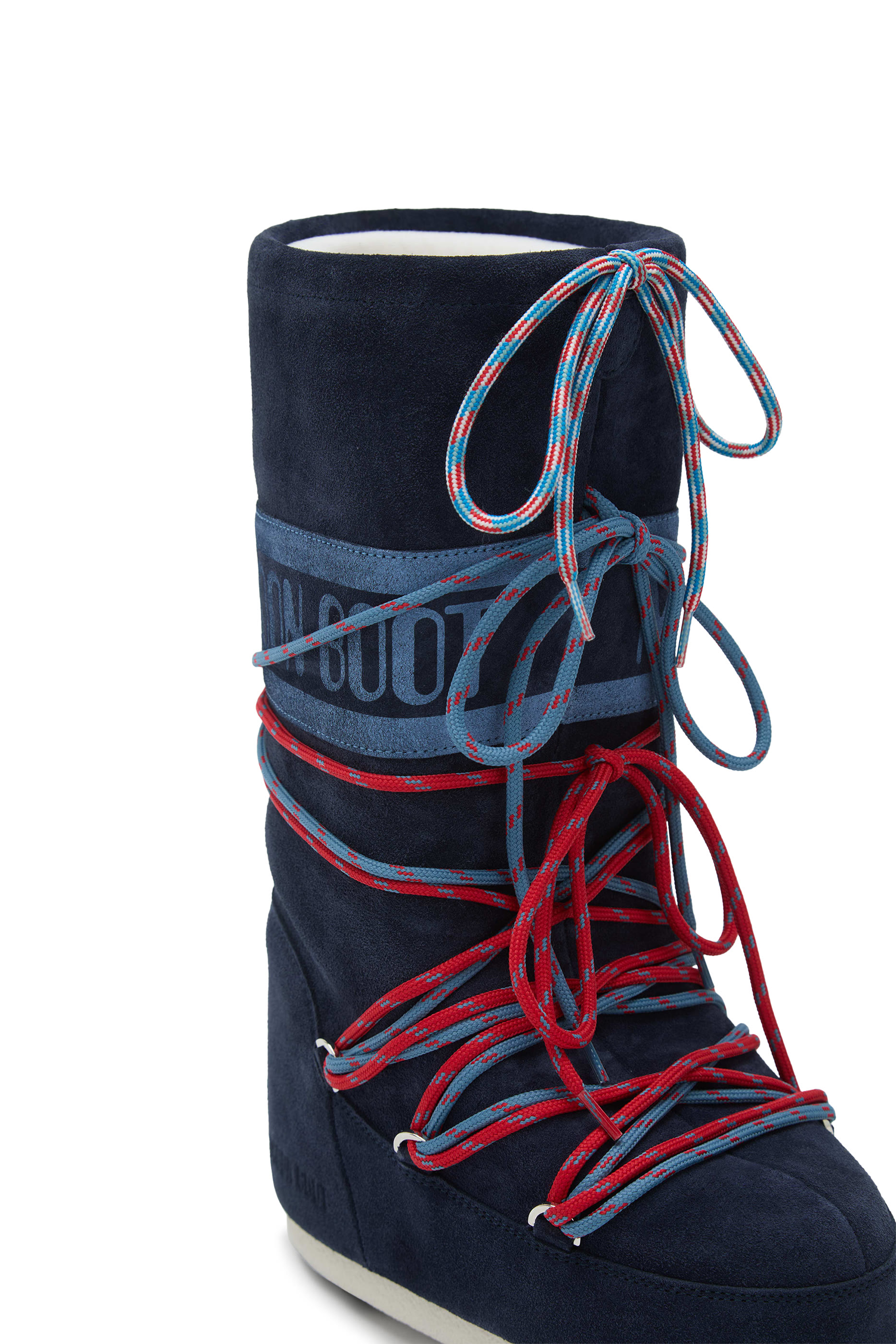 بوت شمواه بشعار الماركة