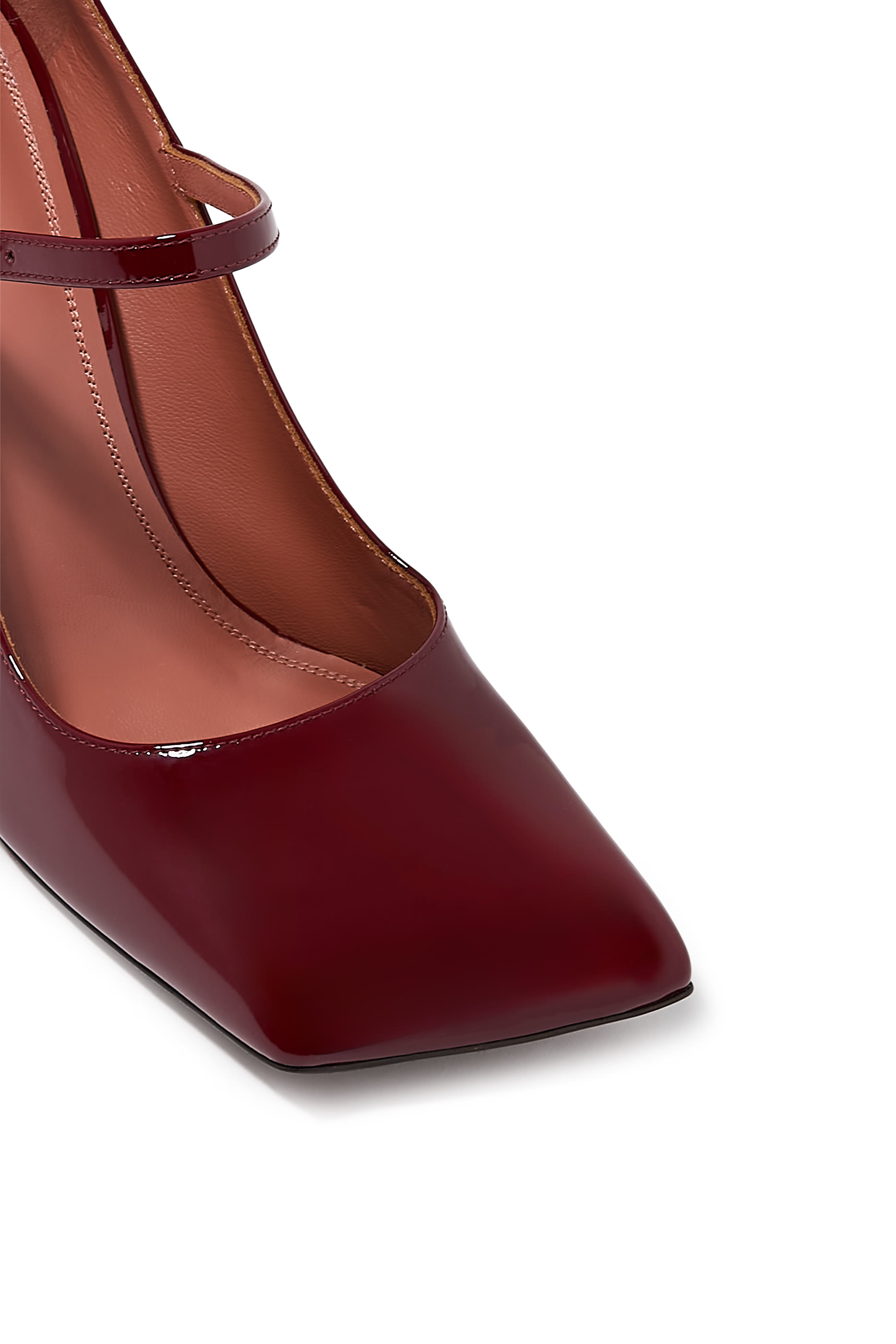 حذاء كلاسيكي شارلوت ماري جين 95