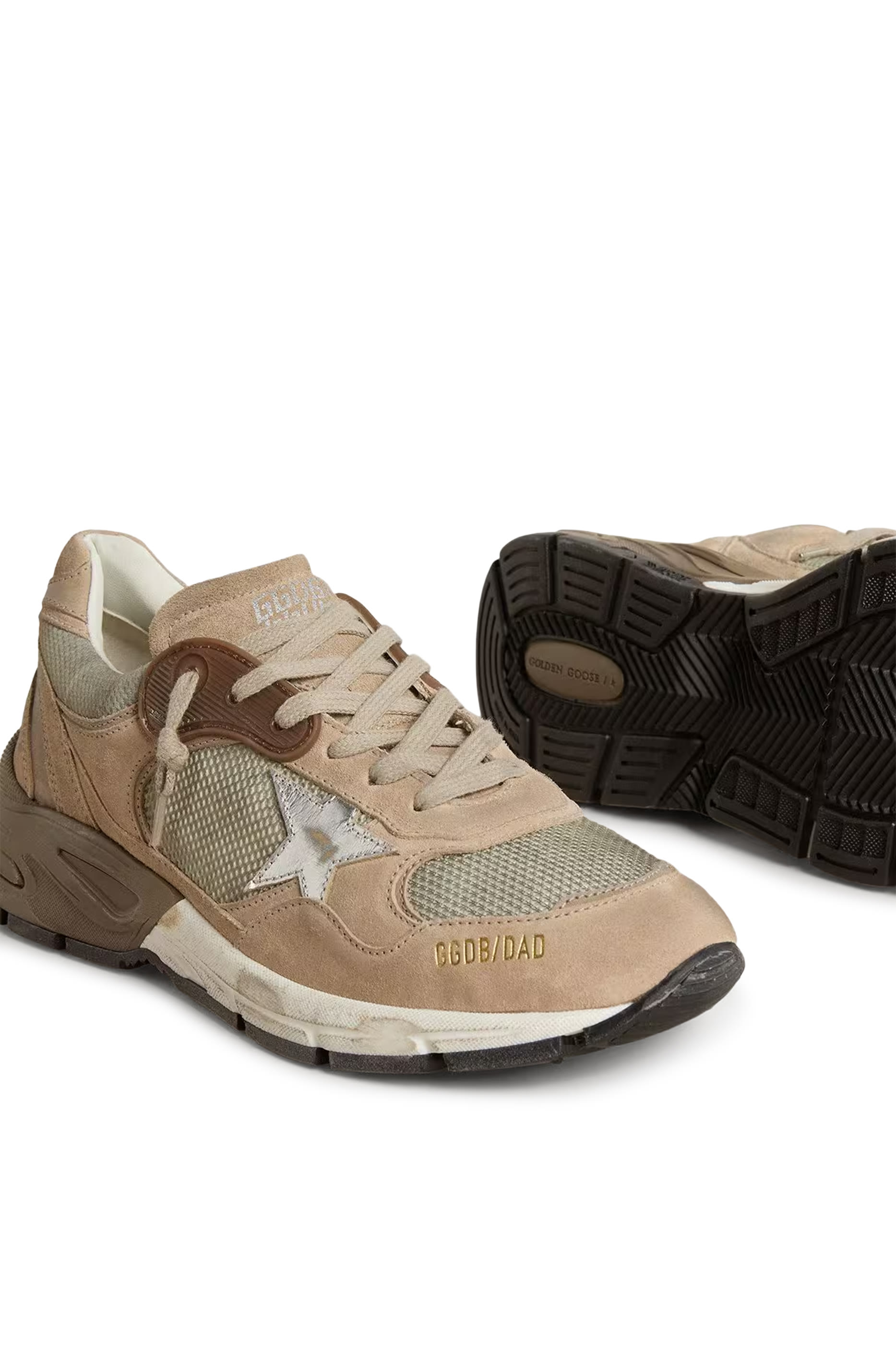 سنيكرز داد ستار