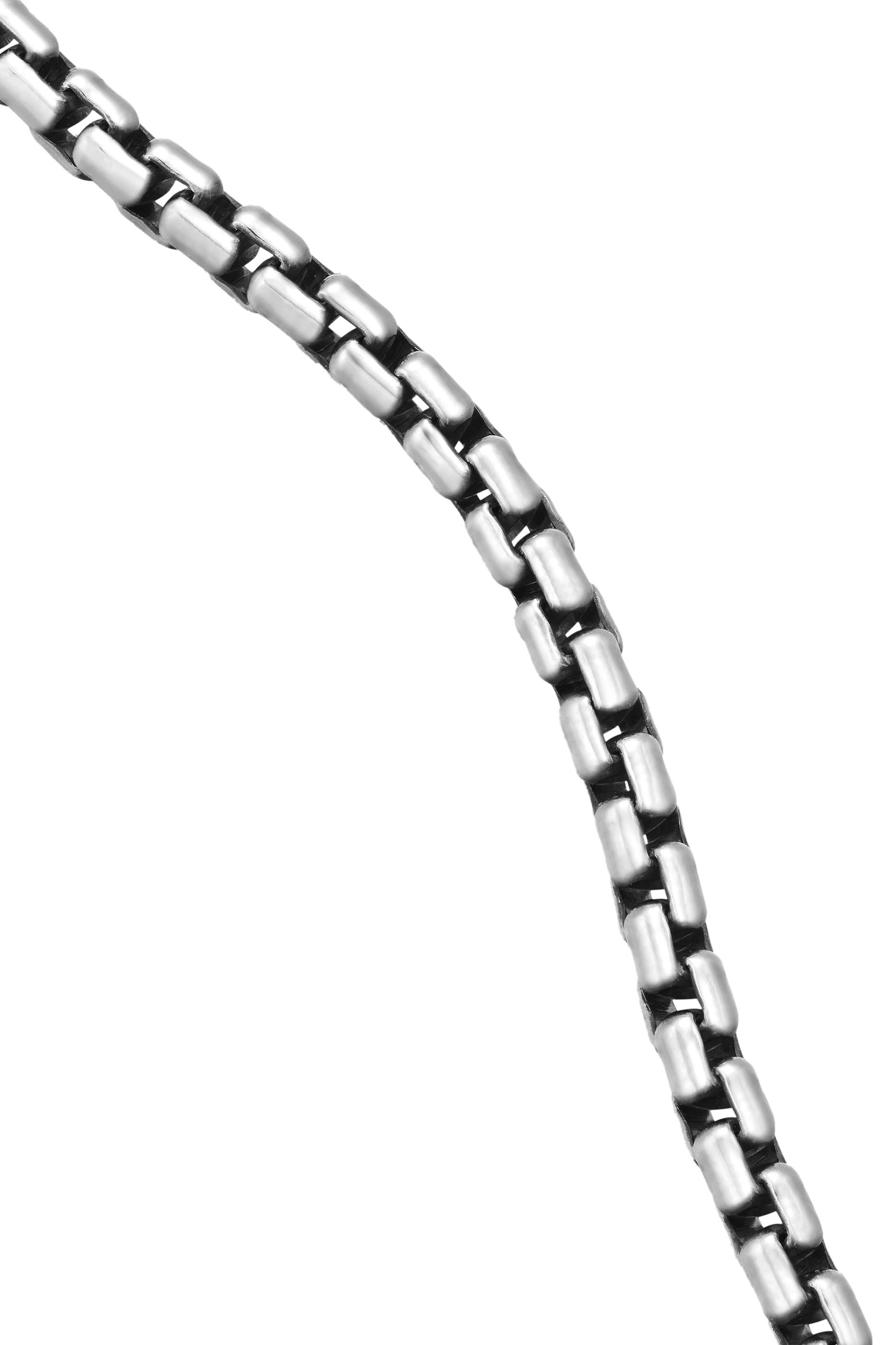 قلادة بحلقات مربعة، فضة استرلينية