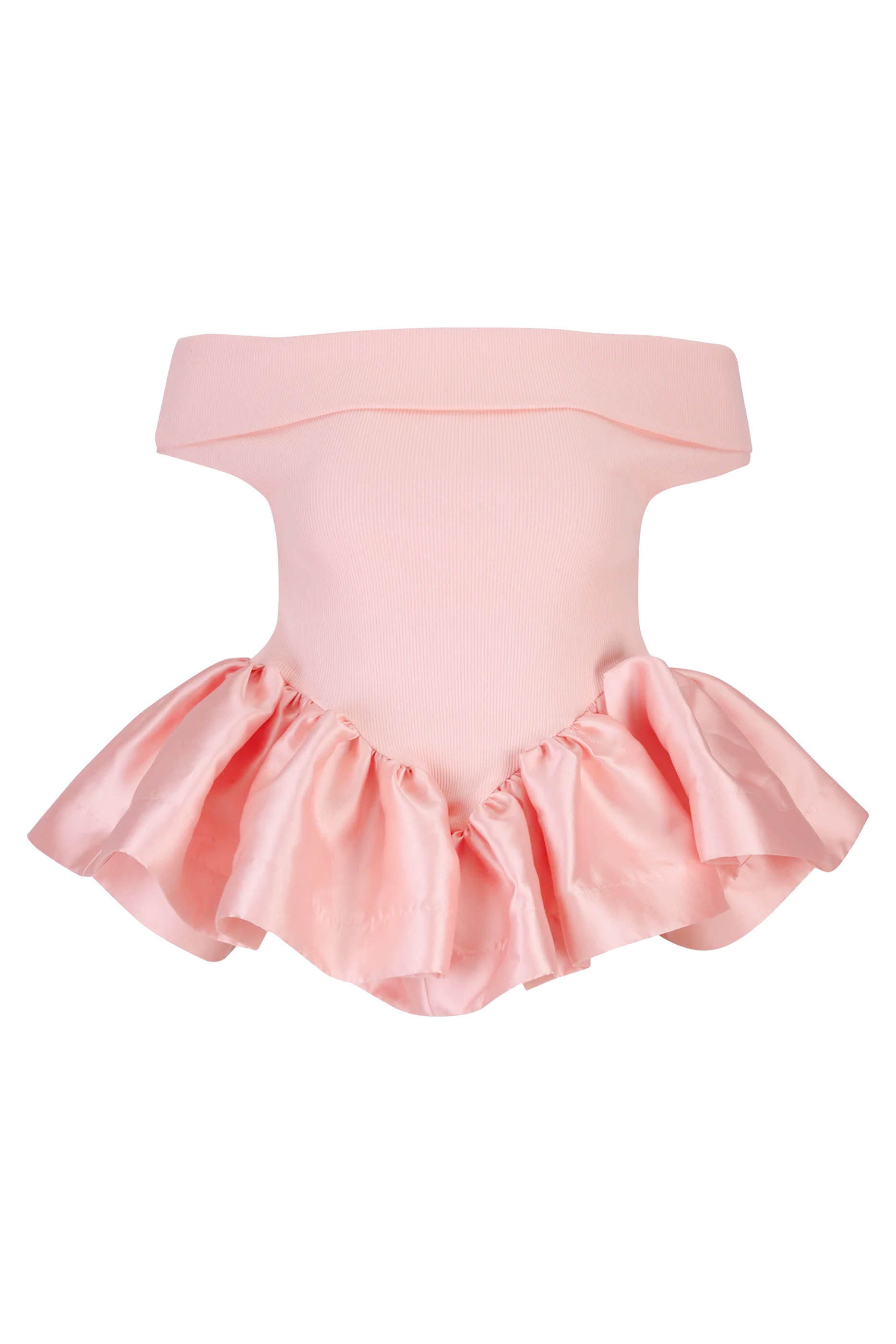 بلوزة بيبلوم بأكتاف مكشوفة