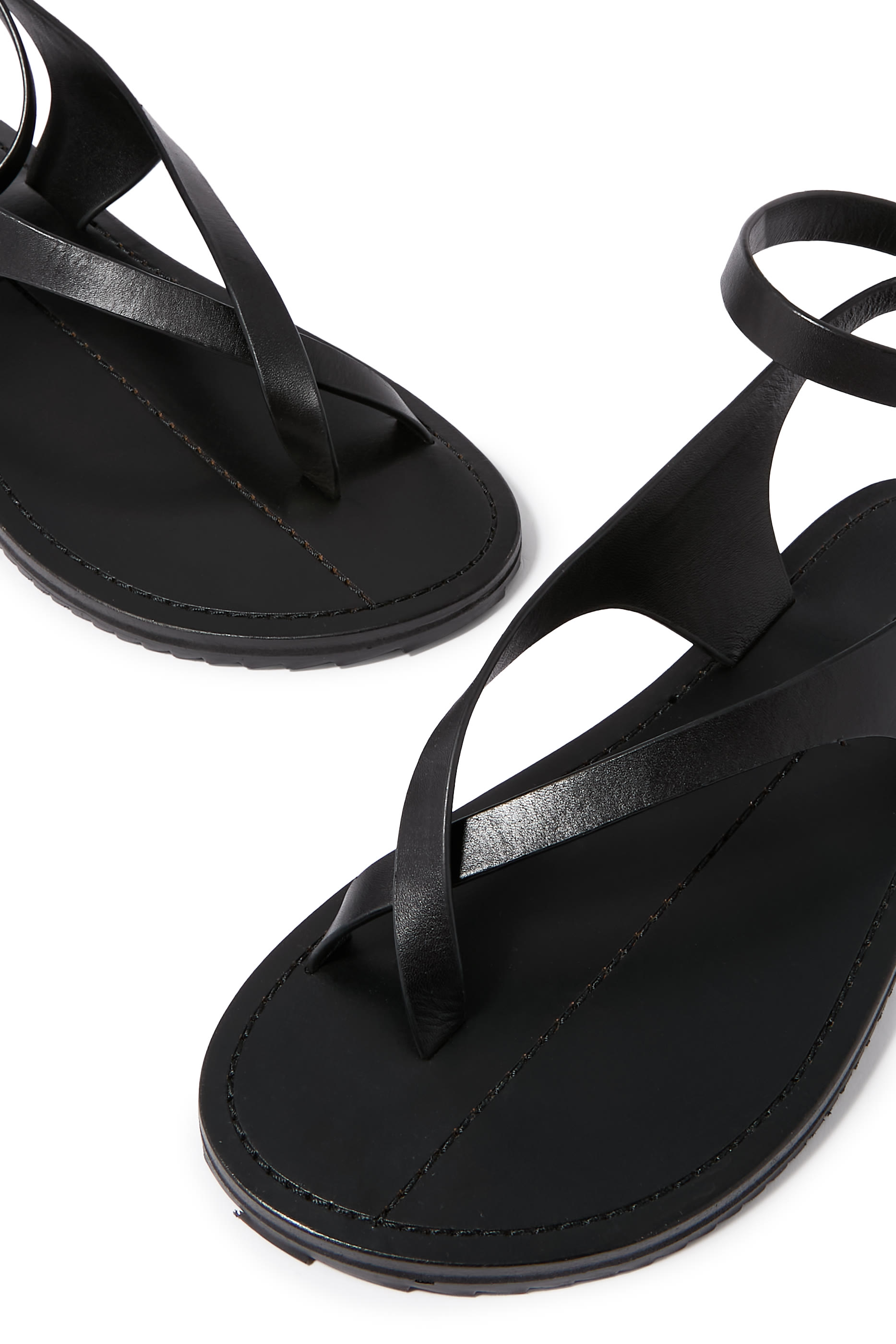 صندل ميلار بسيور ونعل مسطح