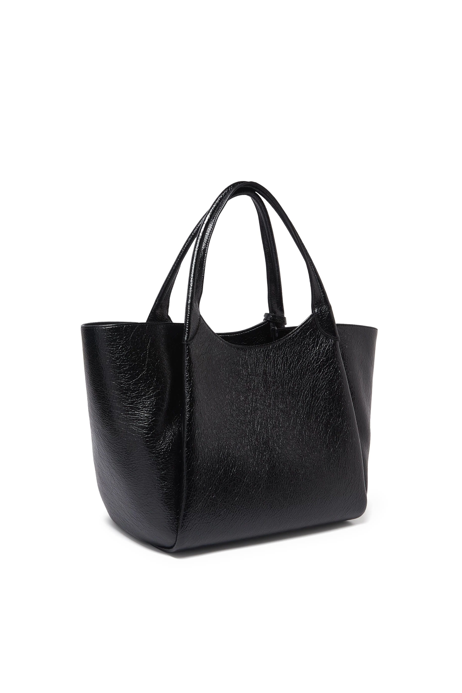 حقيبة يد بحلية بشعار الماركة