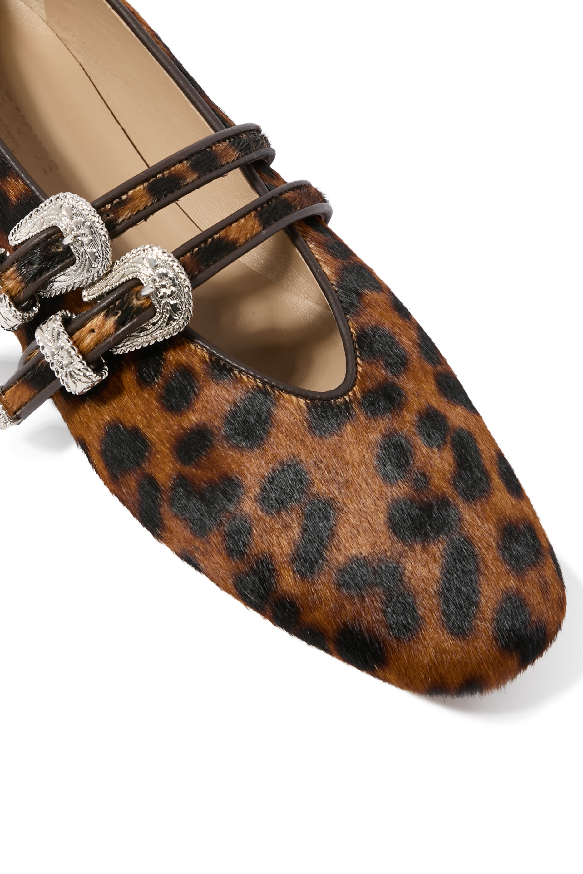 حذاء كلوديا سهل الإرتداء