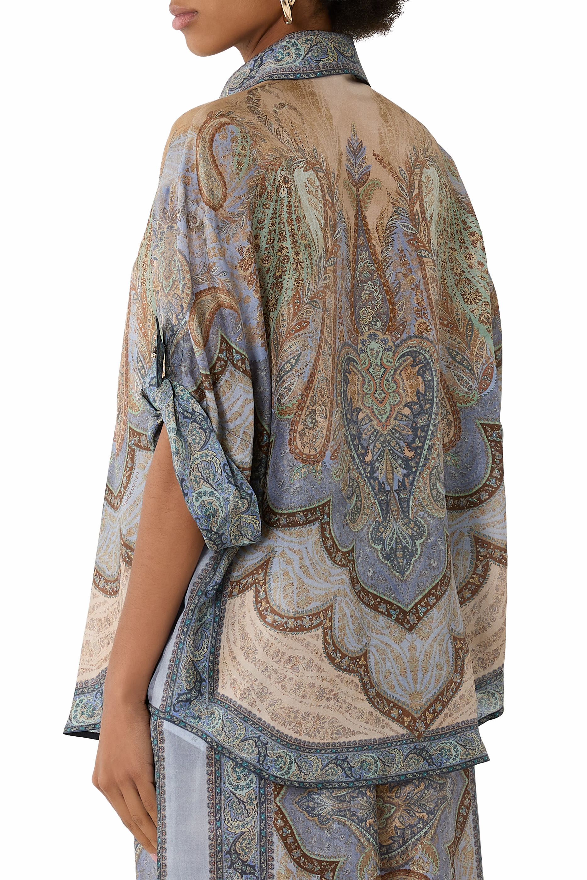 قميص وانديرلست بأكمام قصيرة