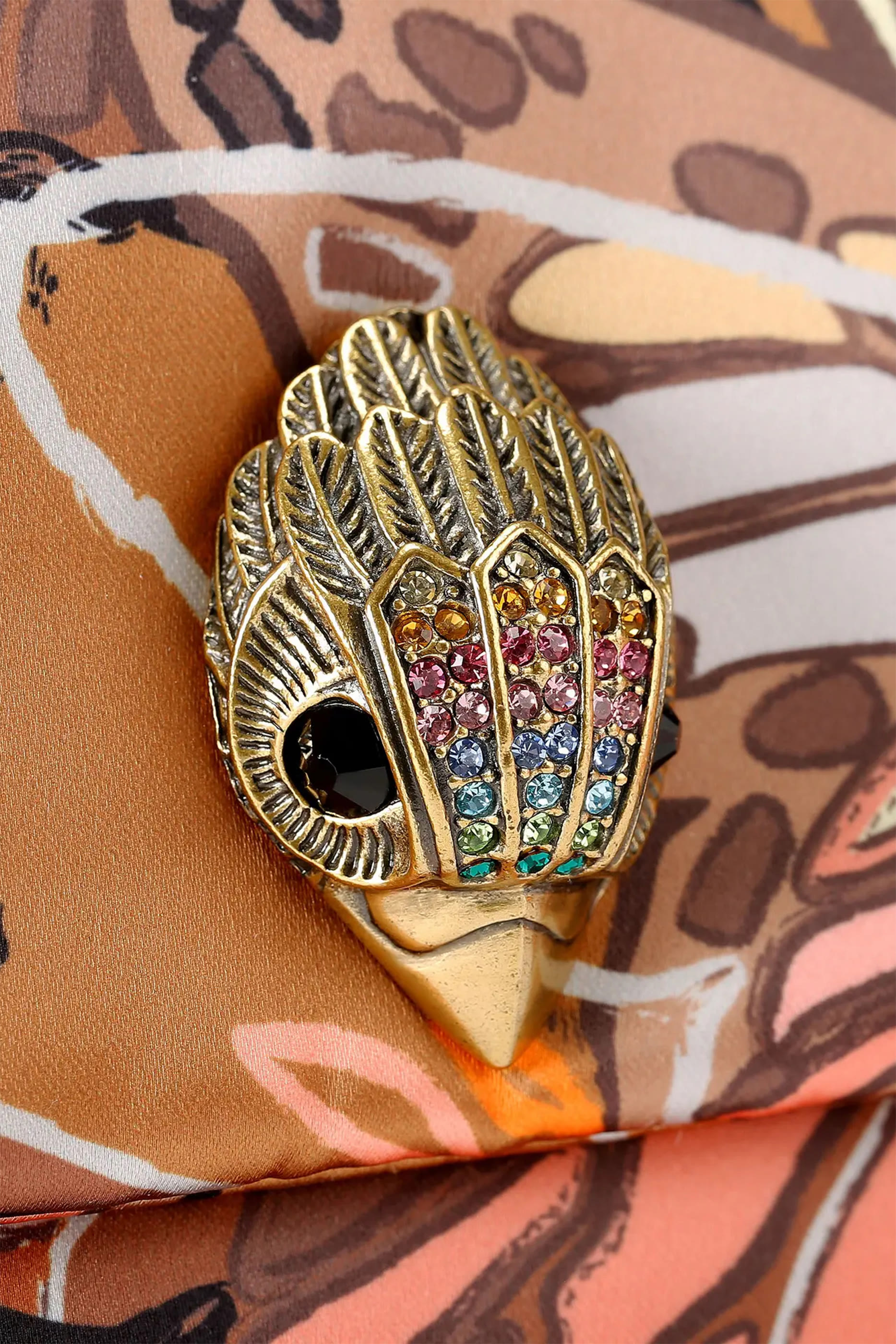 حقيبة كتف كنسنغتون بتفاصيل عقدة