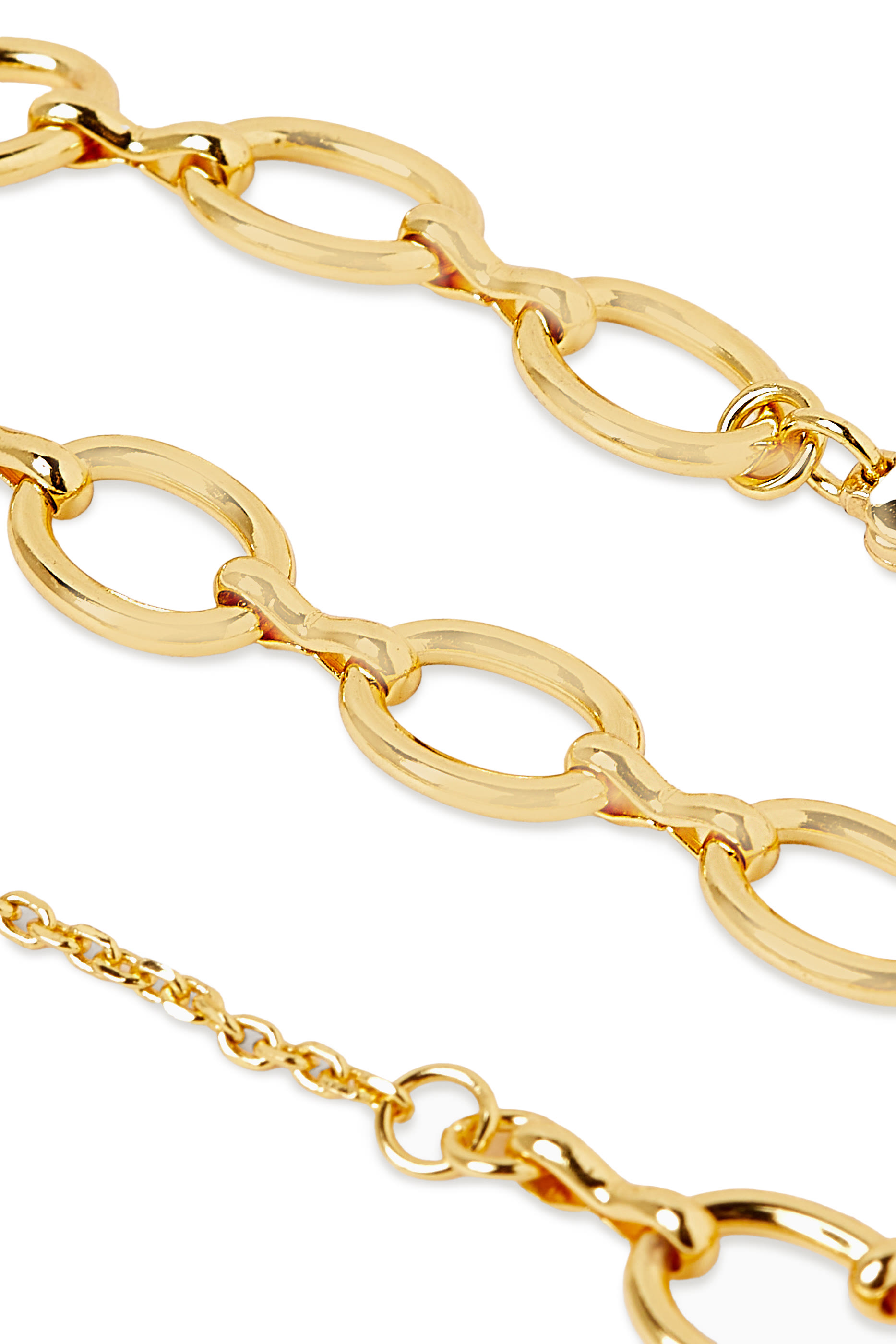 سوار وان ان ايه ميليون بتصميم سلسلة بحلية