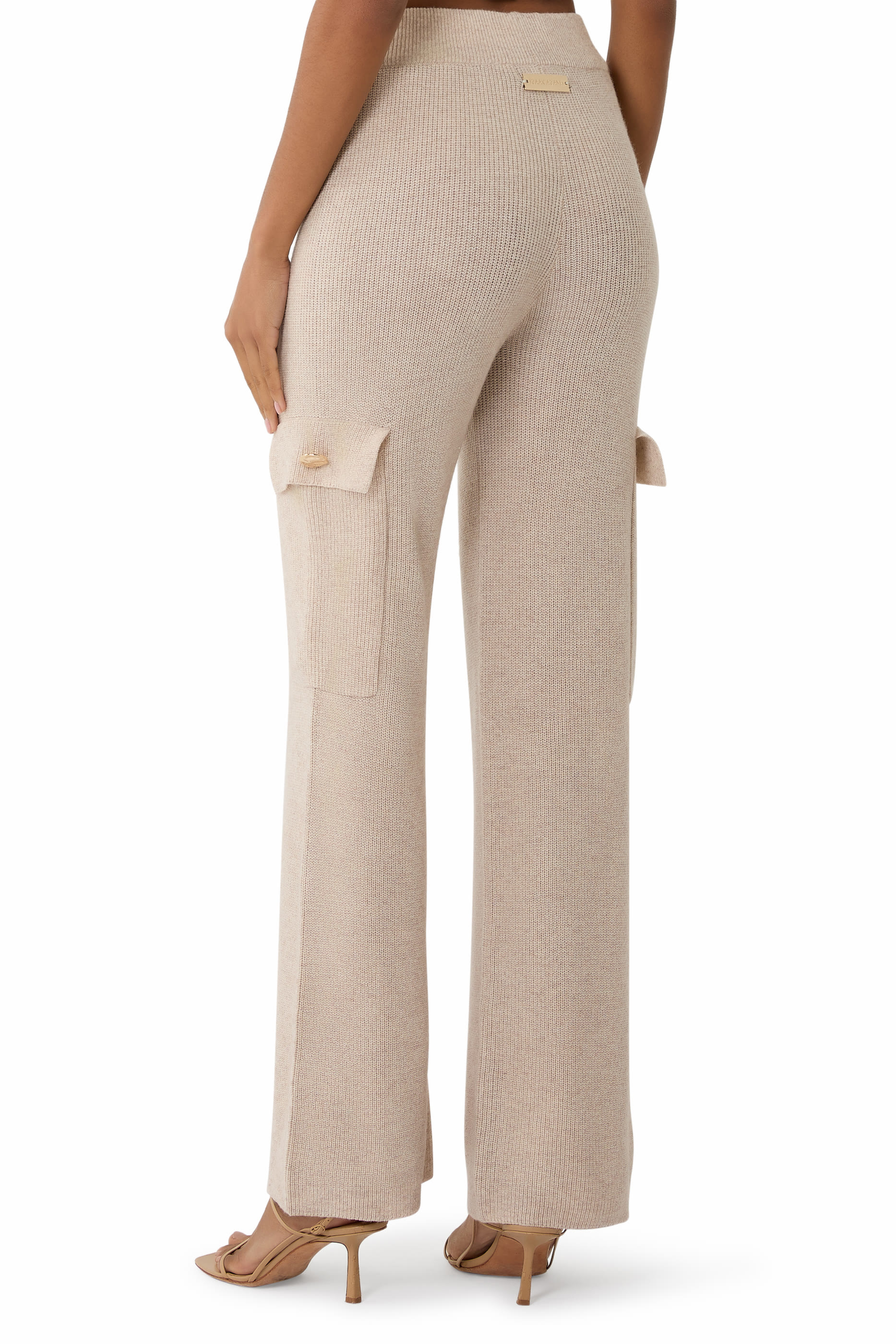 بنطال كارغو بتفاصيل أزرار