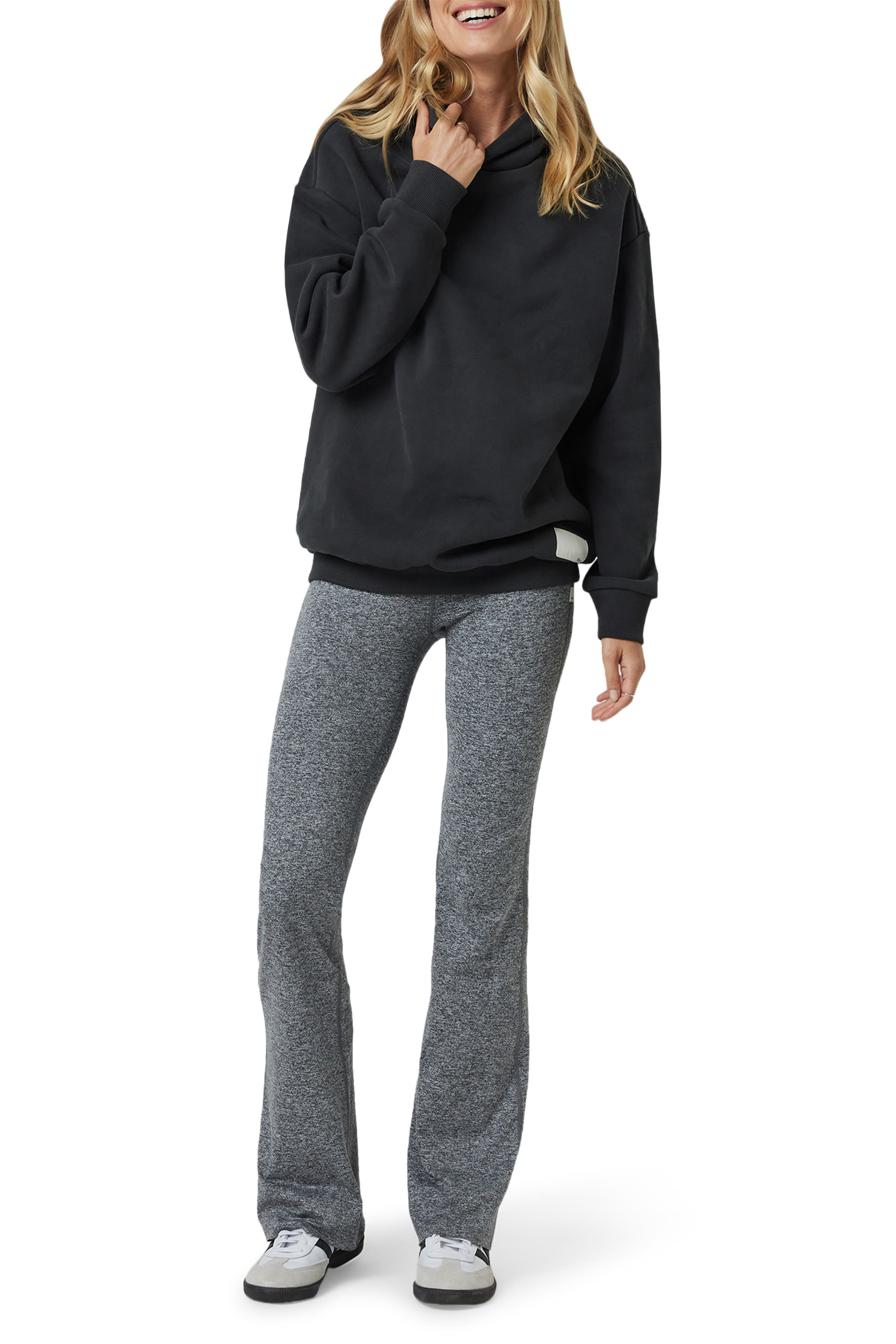 هودي ريستور بقصة فضفاضة