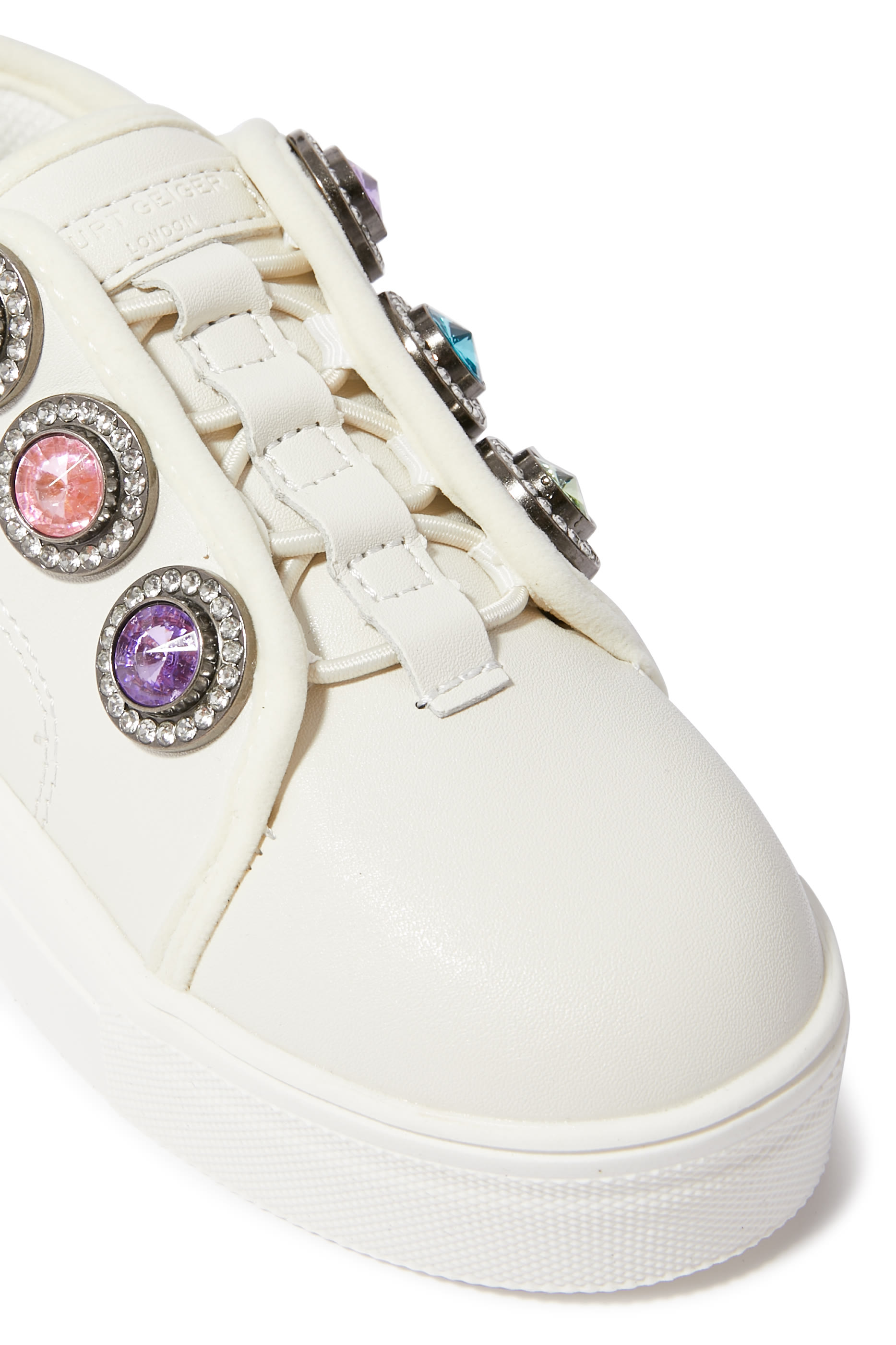 سنيكرز لايني أوكتافيا للأطفال