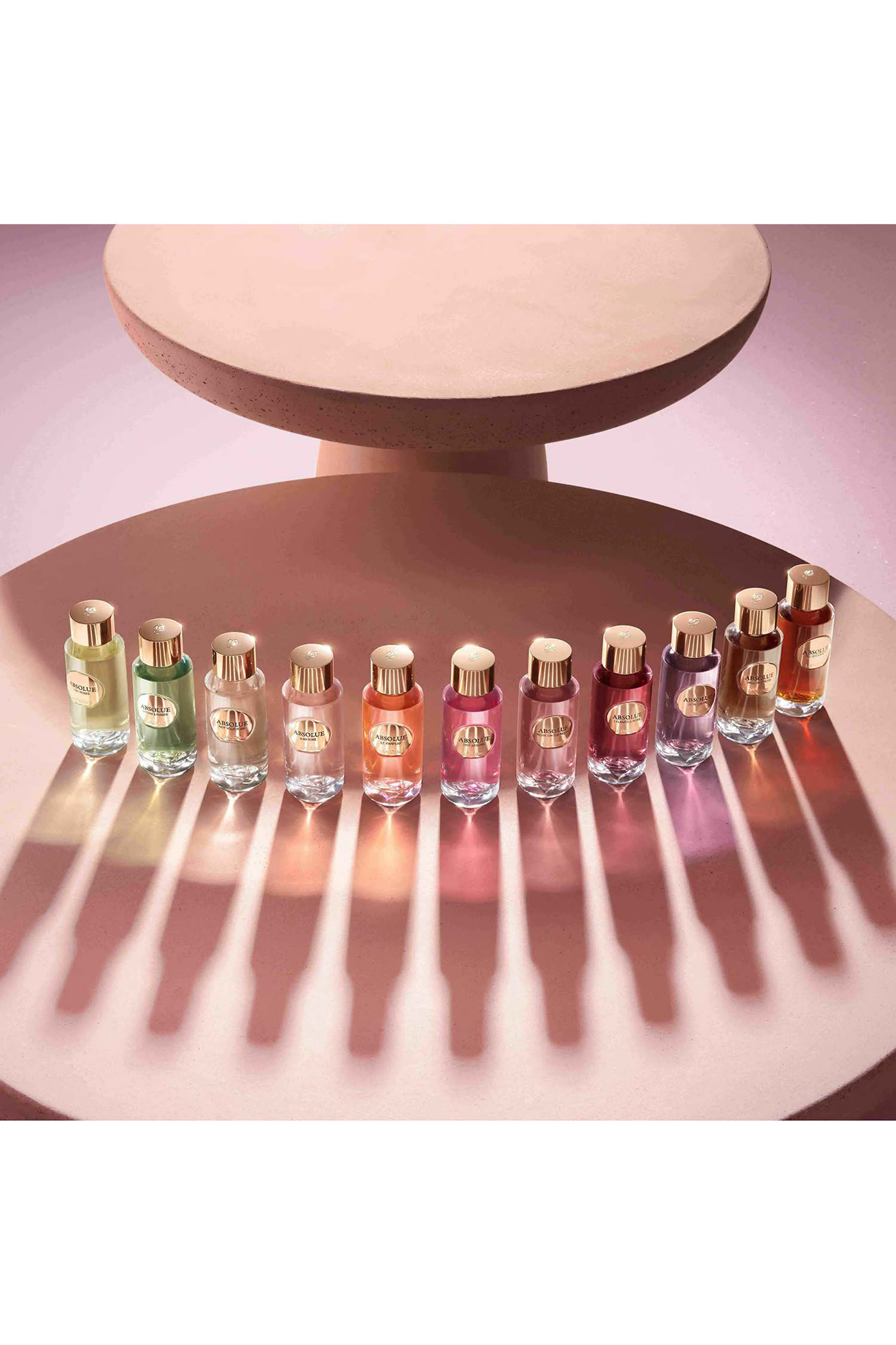 أو دو بارفان أبسولو روز أون ذا مون