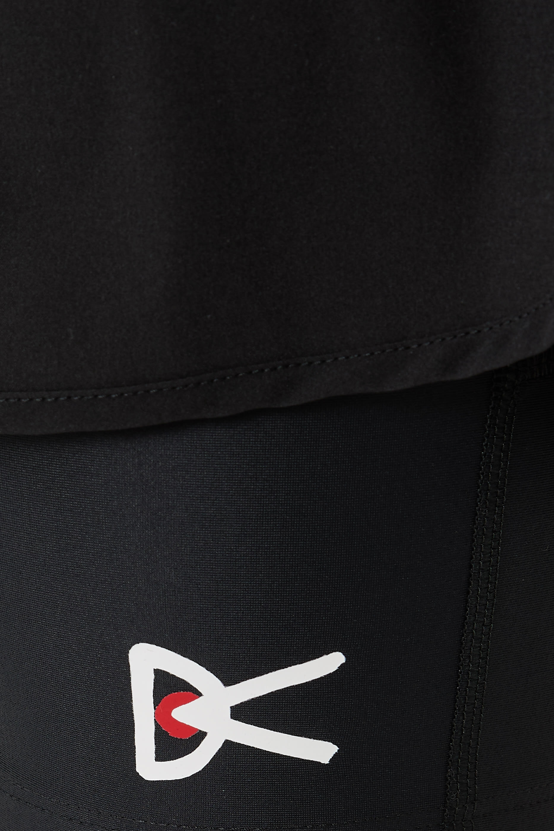 شورت ترايل بطبقات وجيوب