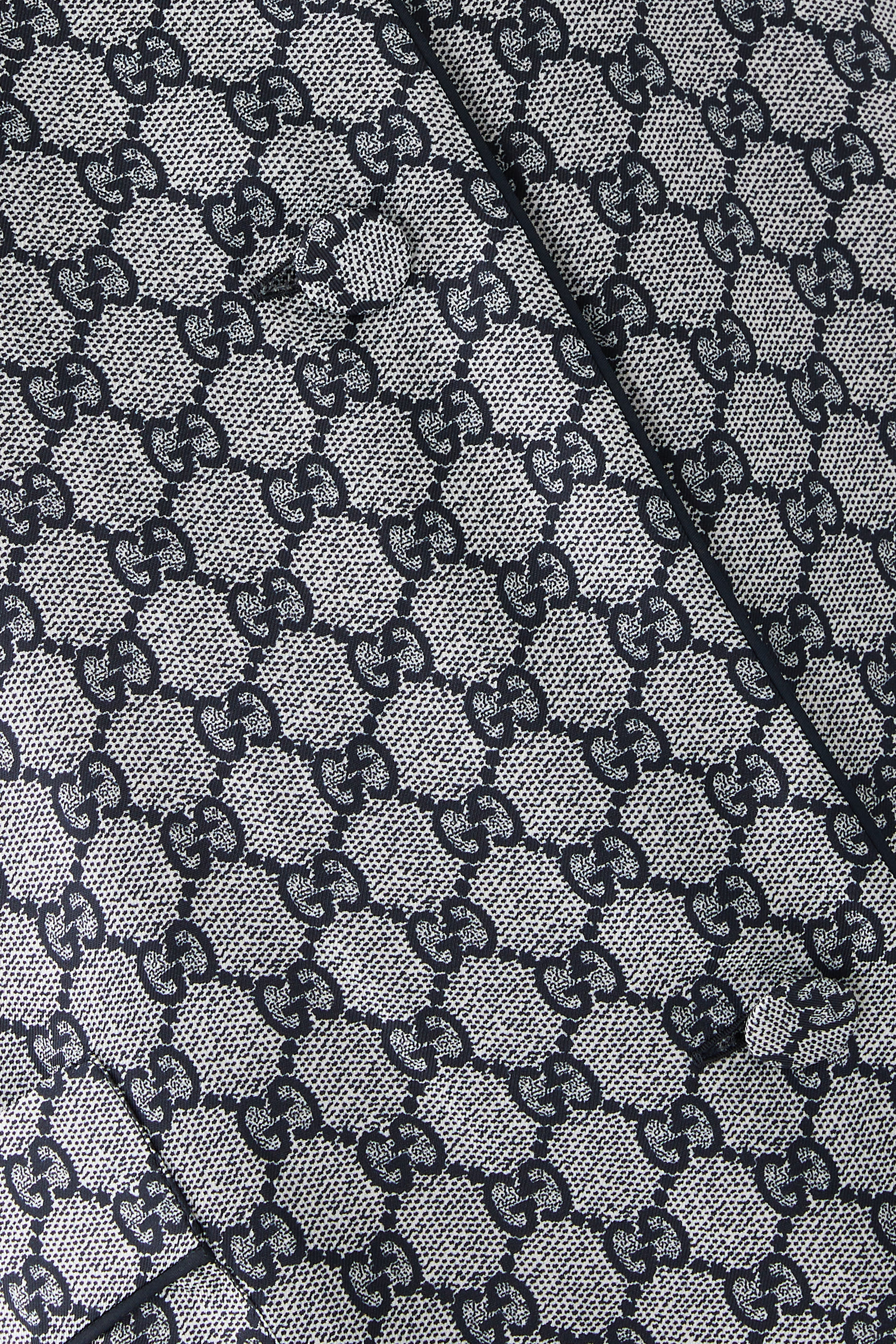 قميص بشعار الماركة حرير تويل