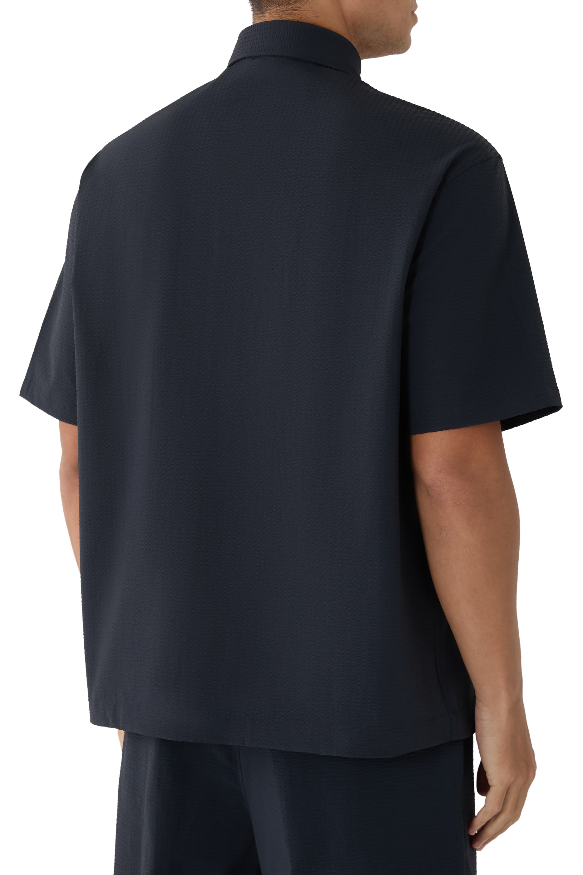 قميص برقعة شعار الماركة سيرساكر