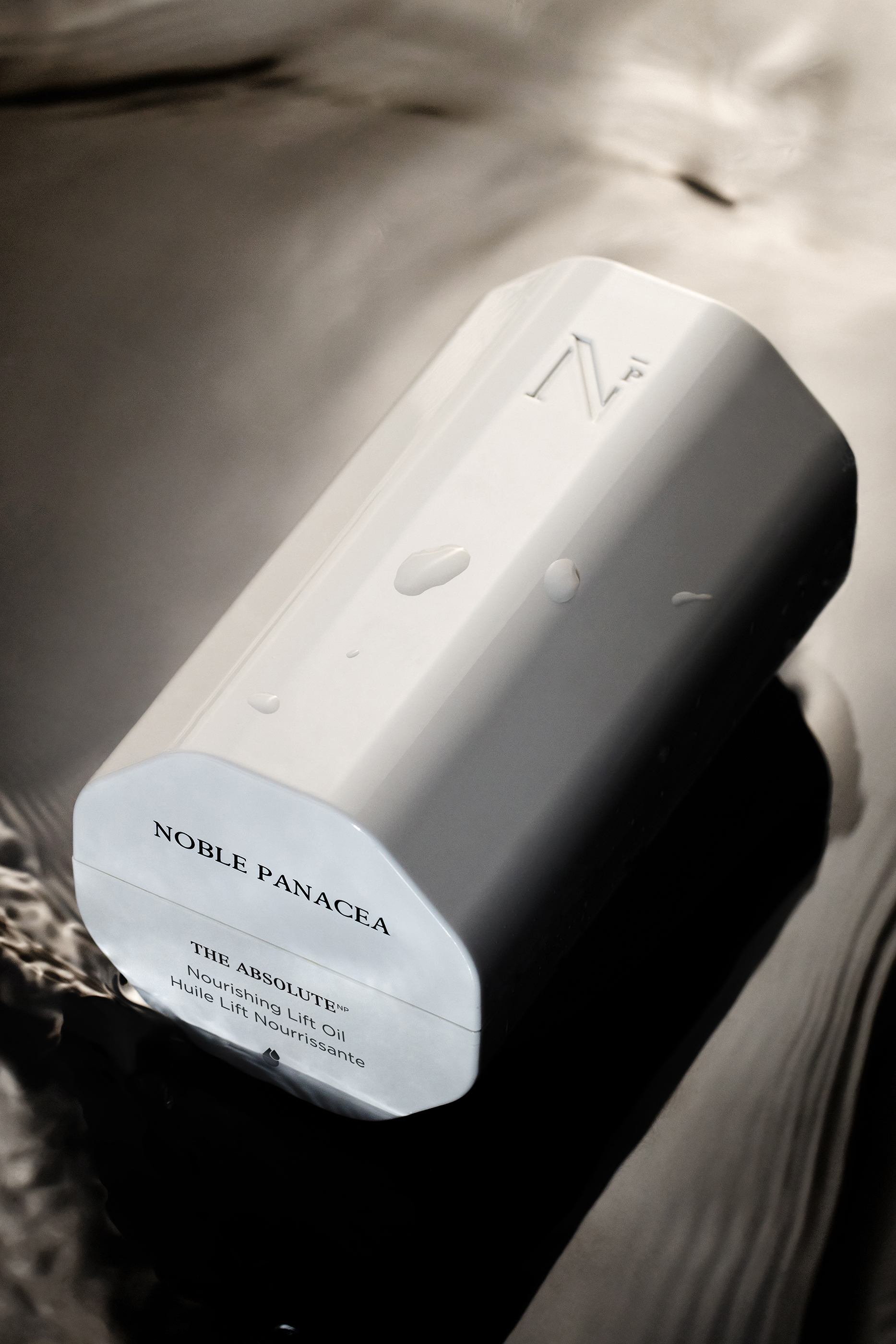 زيت ذا أبسولوت نوريشينج لشد البشرة 30 جرعة