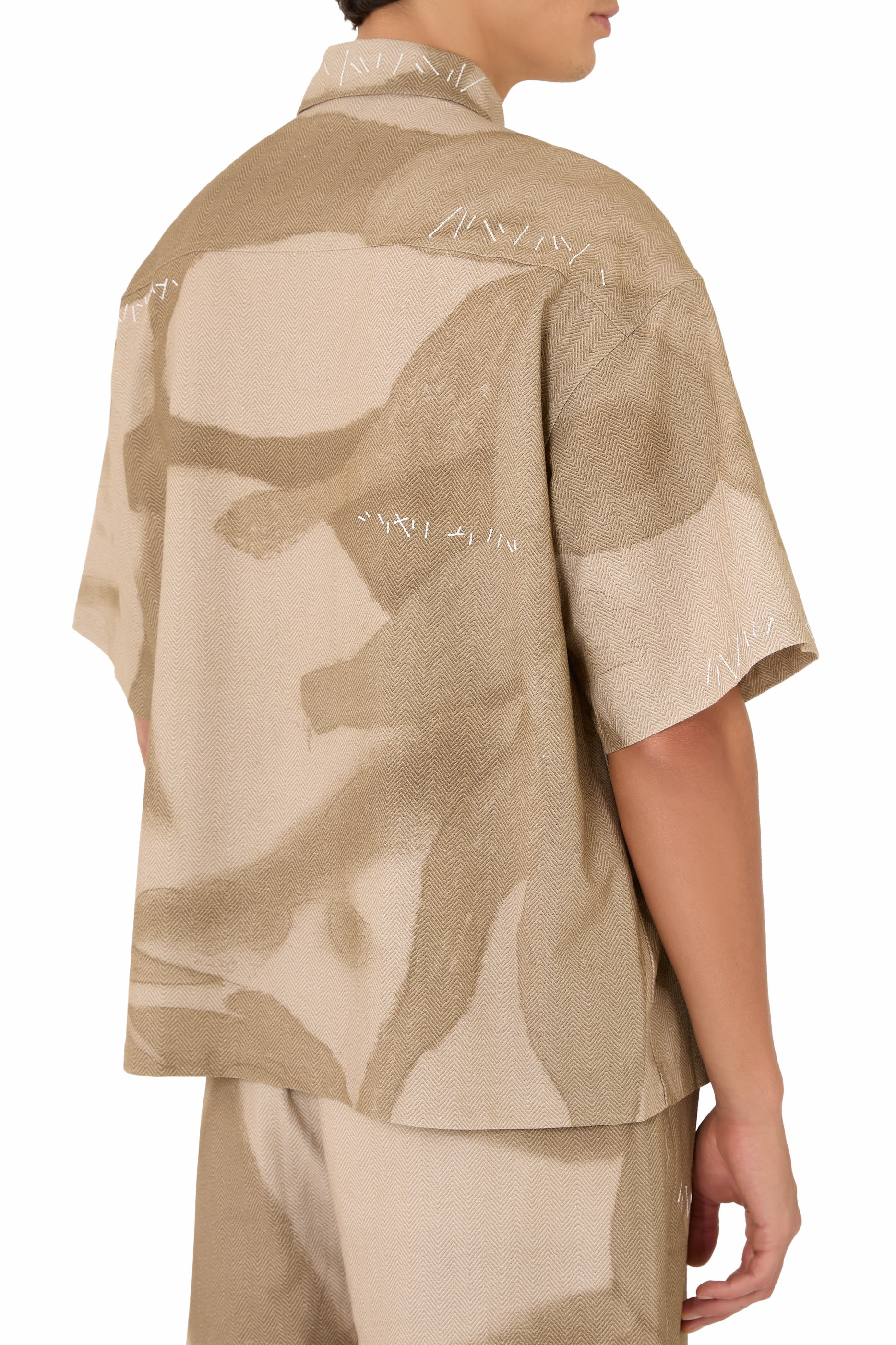 قميص هيلسايد