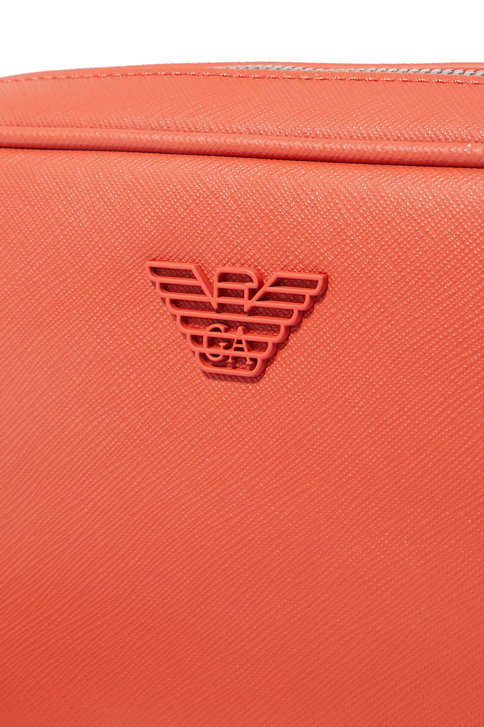 حقيبة مستحضرات عناية للسفر