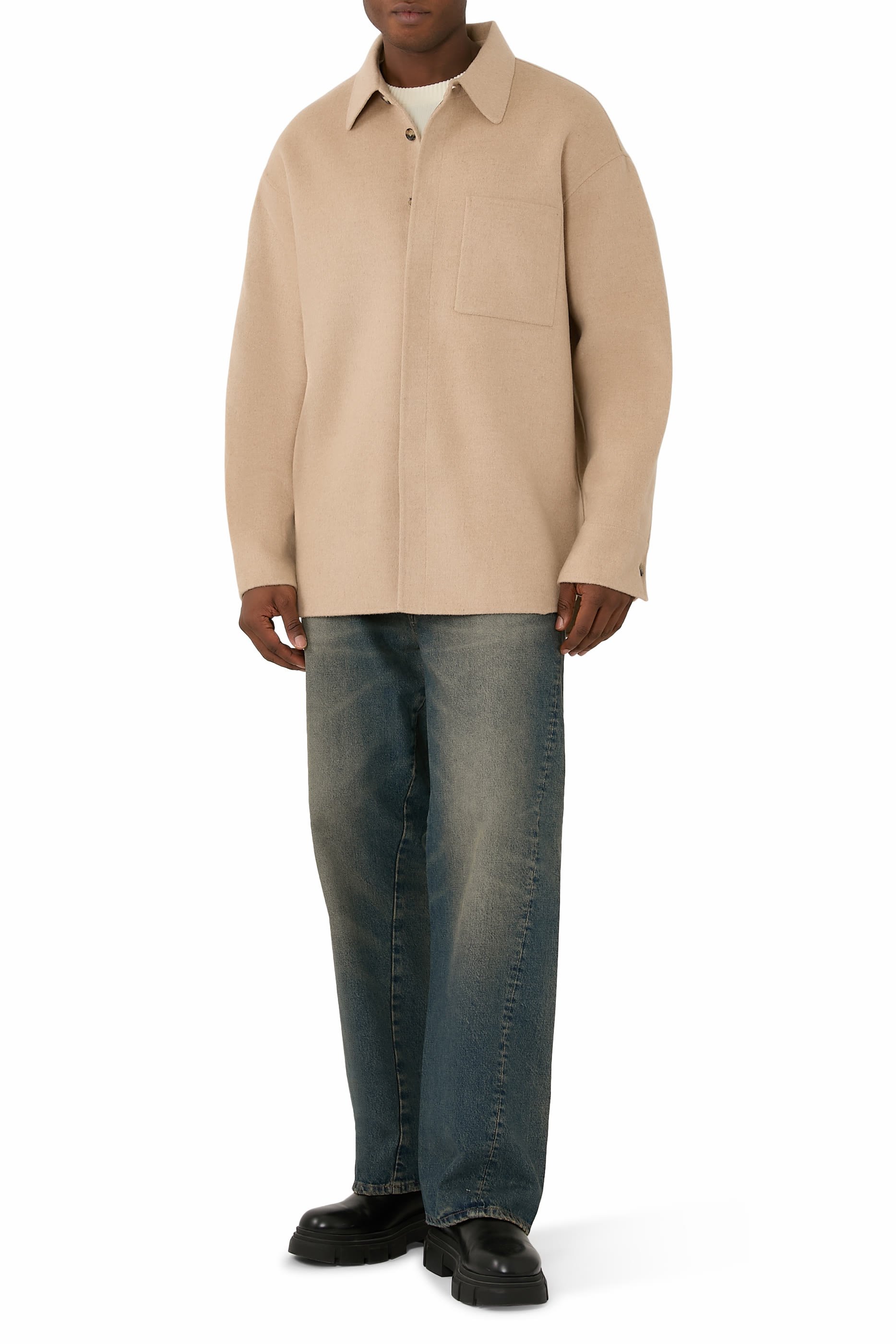 جاكيت بنمط قميص بقصة فضفاضة